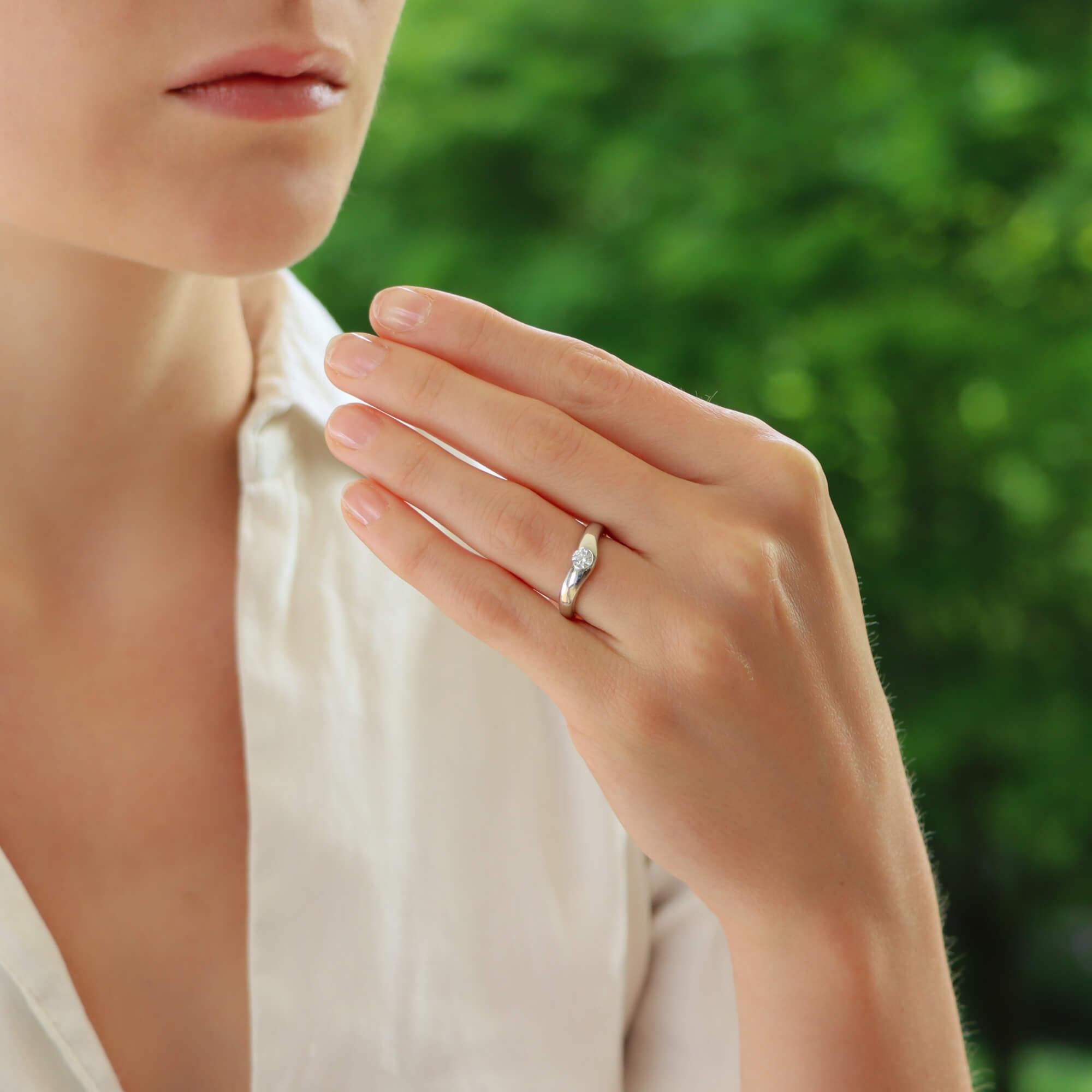 Vintage Elsa Peretti for Tiffany Co. Solitaire Curved Band in Platinum