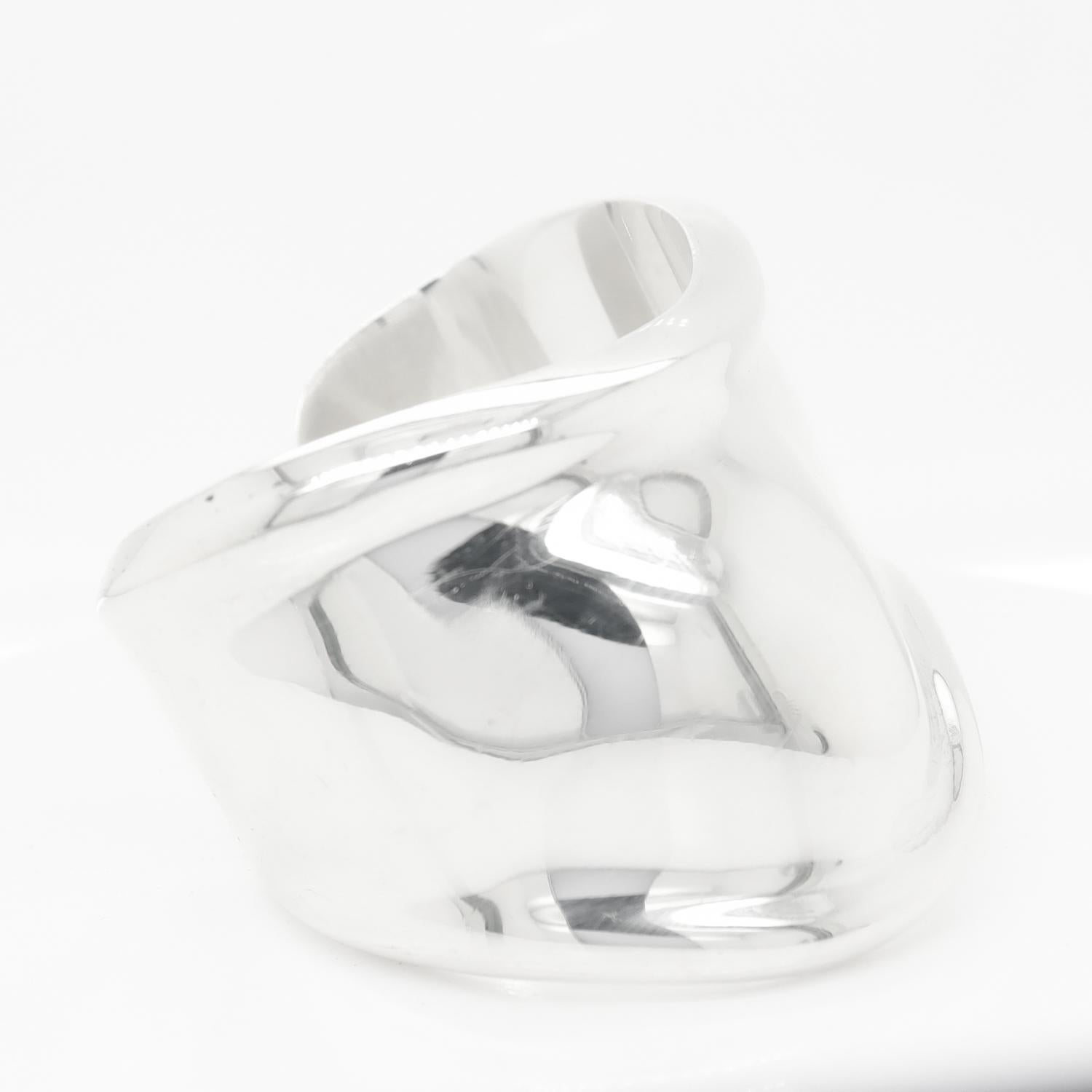 Vintage Elsa Peretti Sterling Silver Bone Cuff Bracelet for Tiffany & Co, 1978 For Sale 5