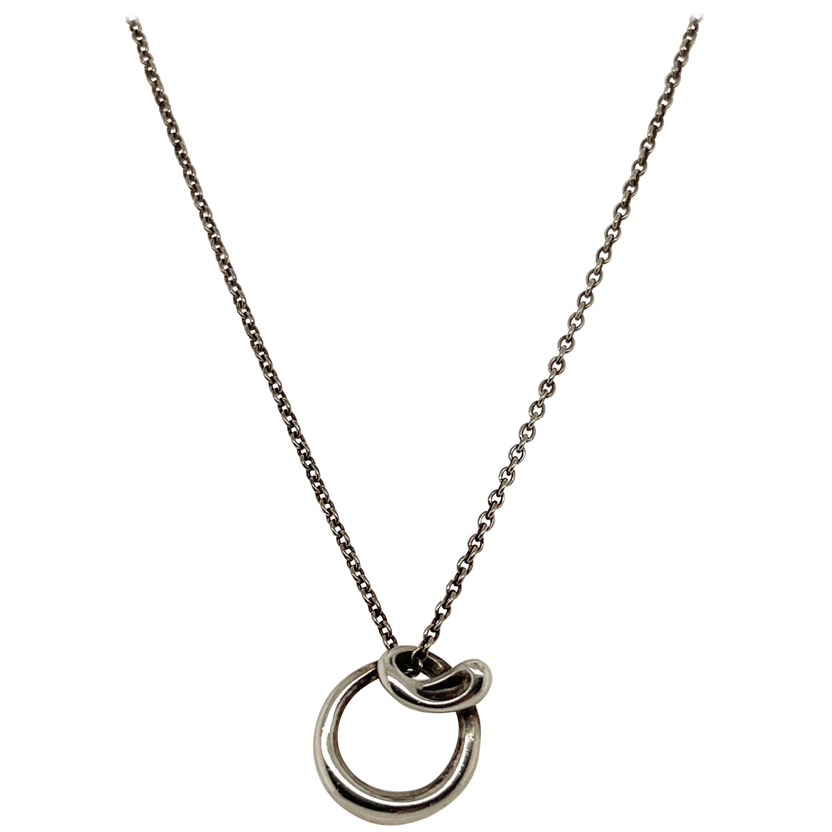 Vintage Elsa Peretti Tiffany 
Co. Sterling Silver Letter "O" Pendant Necklace