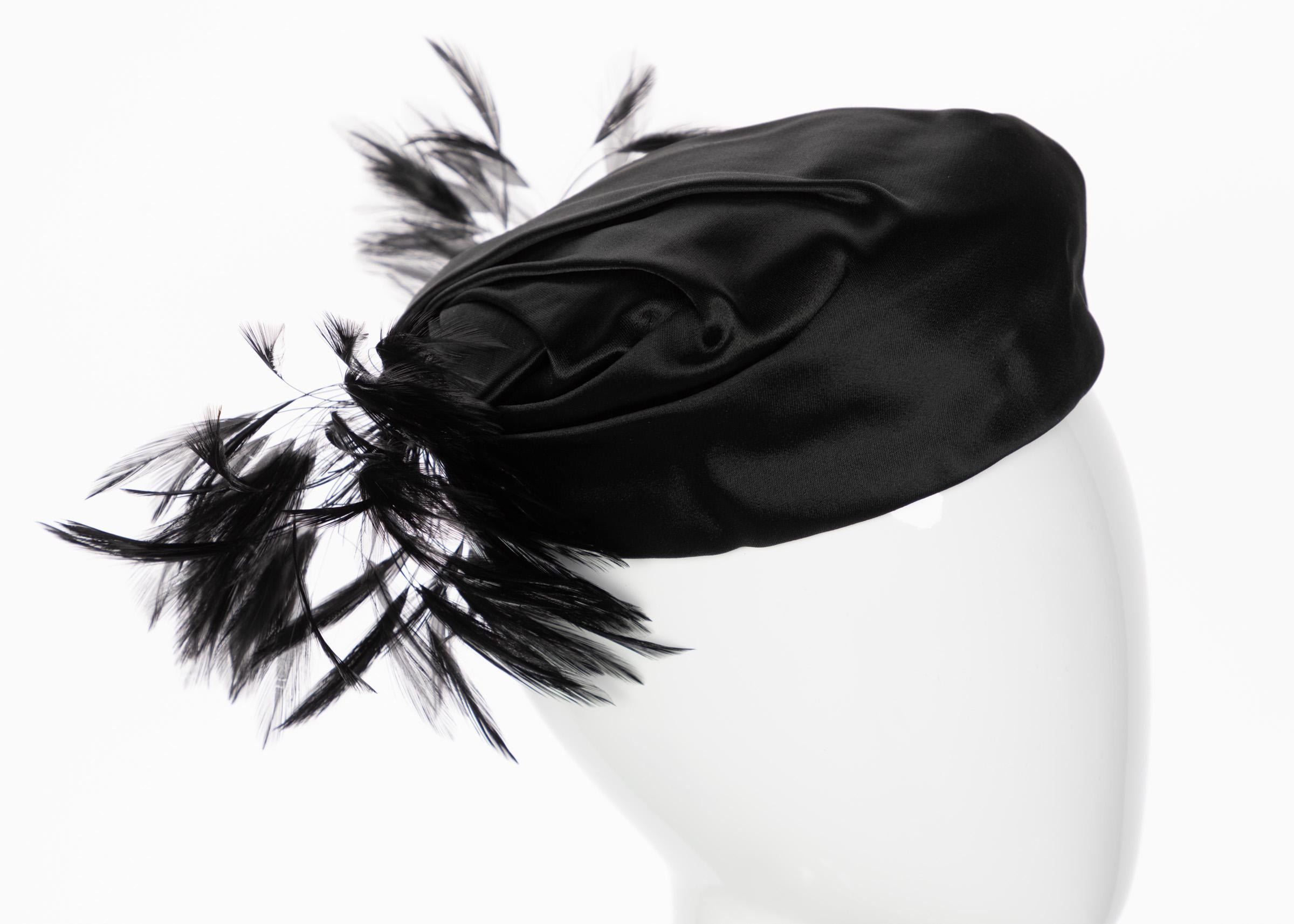 schiaparelli hat vintage