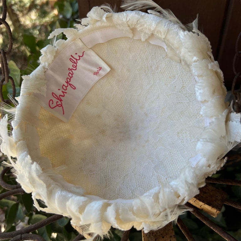 Vintage Elsa Schiaparelli Sculpted Velvet Hat with Feathers  display picture 1