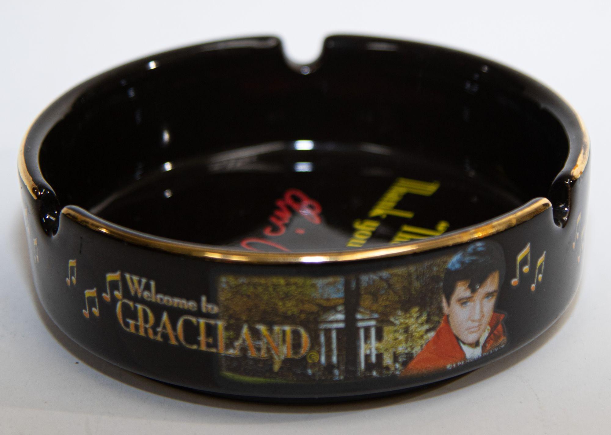 Vintage Elvis Presley Graceland Black Porcelain Ashtray In Good Condition In North Hollywood, CA