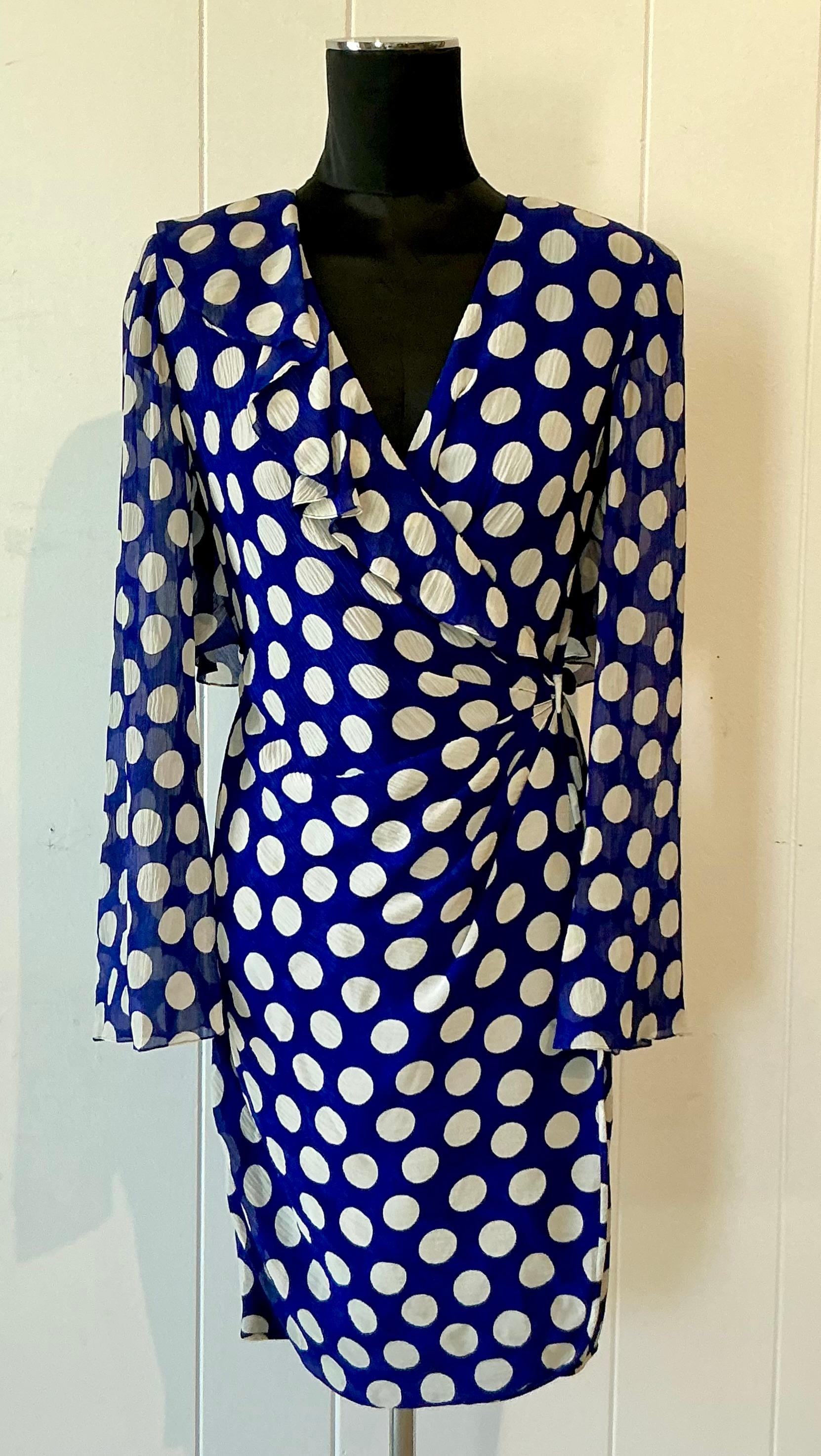 Vintage Emanuel Ungaro Blau-Weißes Polka Dot Kleid im Zustand „Gut“ im Angebot in West Palm Beach, FL