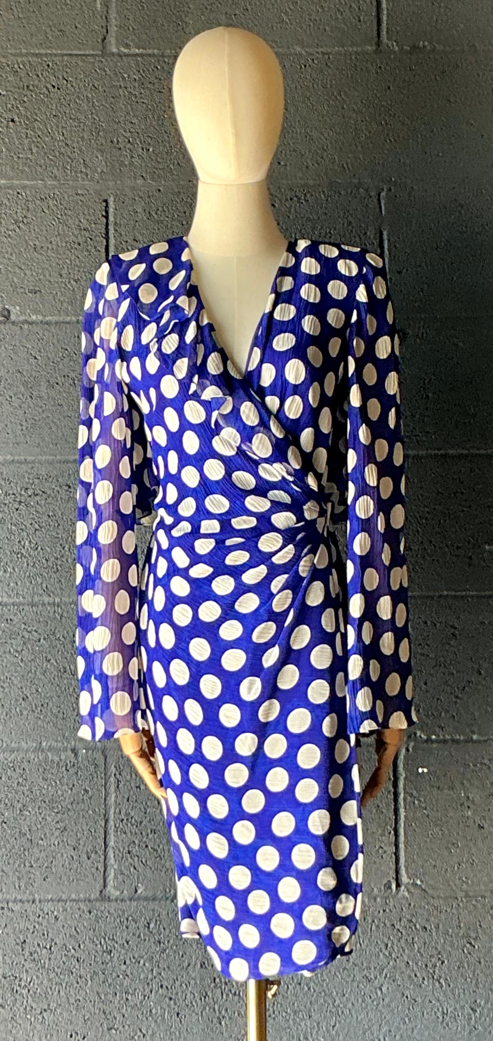 Vintage Emanuel Ungaro Blau-Weißes Polka Dot Kleid im Angebot 5