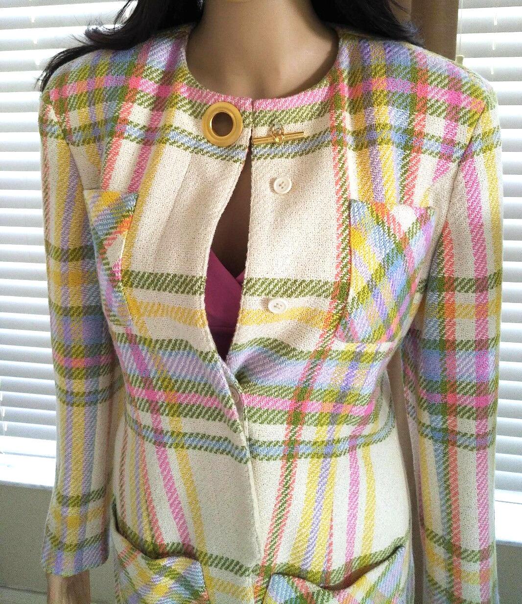 Vintage Emanuel Ungaro Couture Pastel Plaid Jacket & Skirt Suit FR 38/ US 4 6 For Sale 2