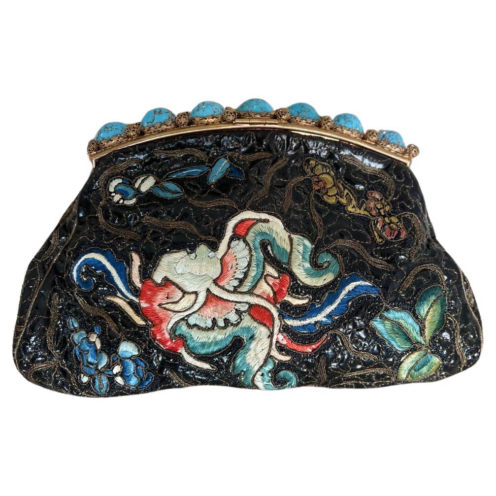 Vintage embroidered clutch bag For Sale