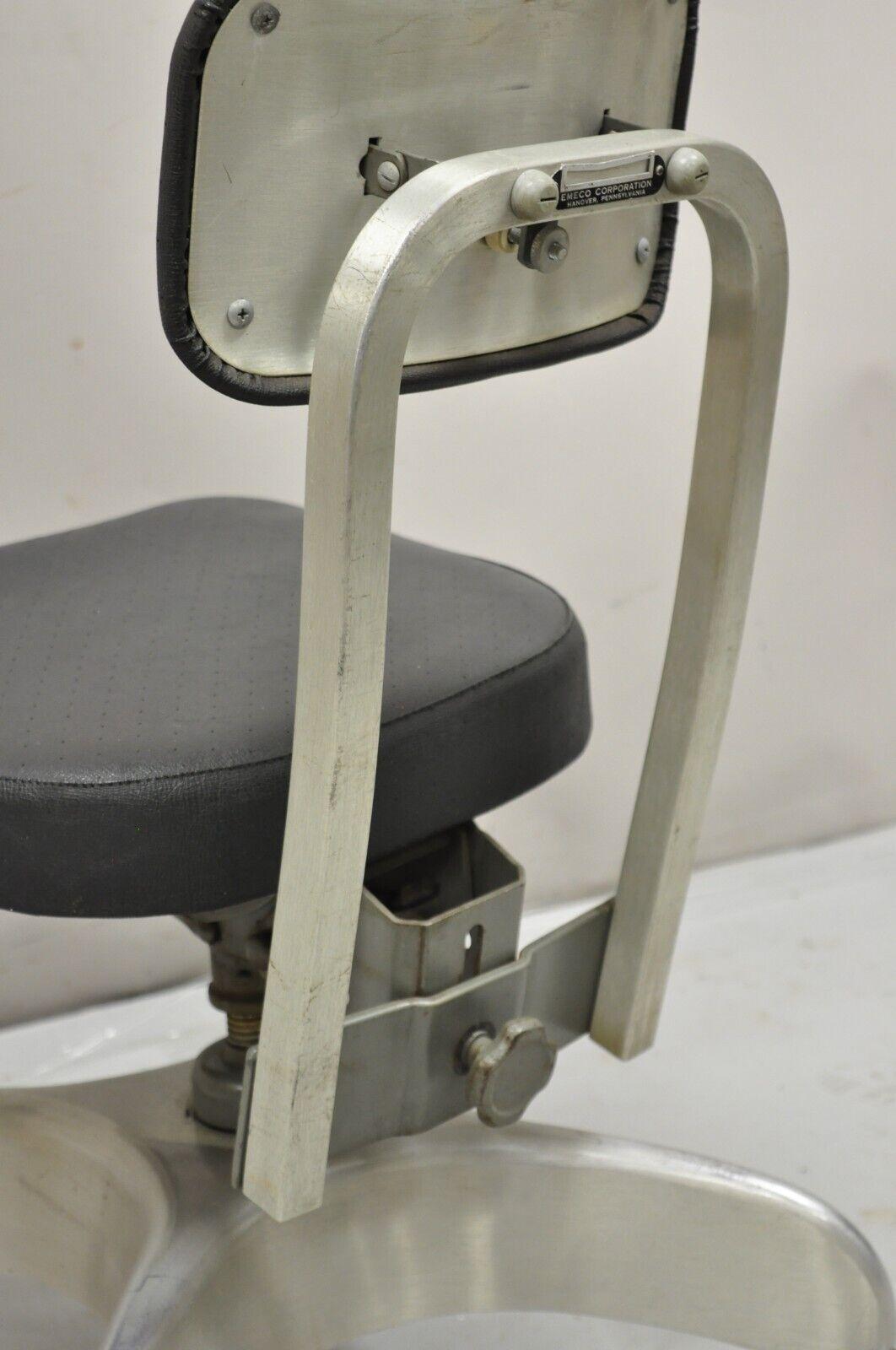 Vintage Emeco Corp Art Deco Brushed Aluminum Black Swivel Office Desk Chair For Sale 2