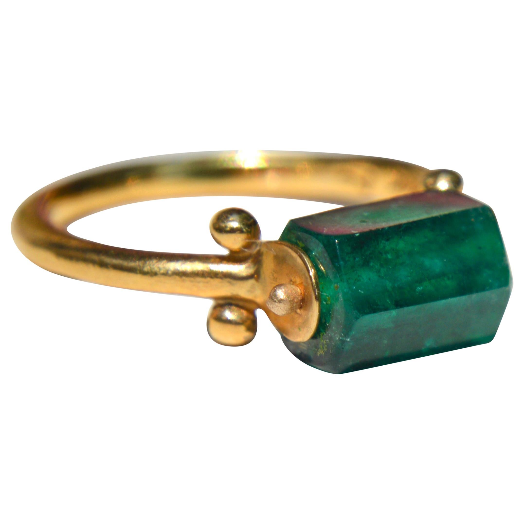 Vintage Emerald 14 Karat Gold Metropolitan Museum of Art Hellentisic Ring