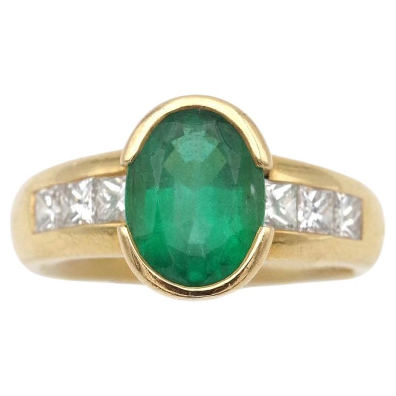 Vintage emerald 1.77 ct ring in 18 karats gold