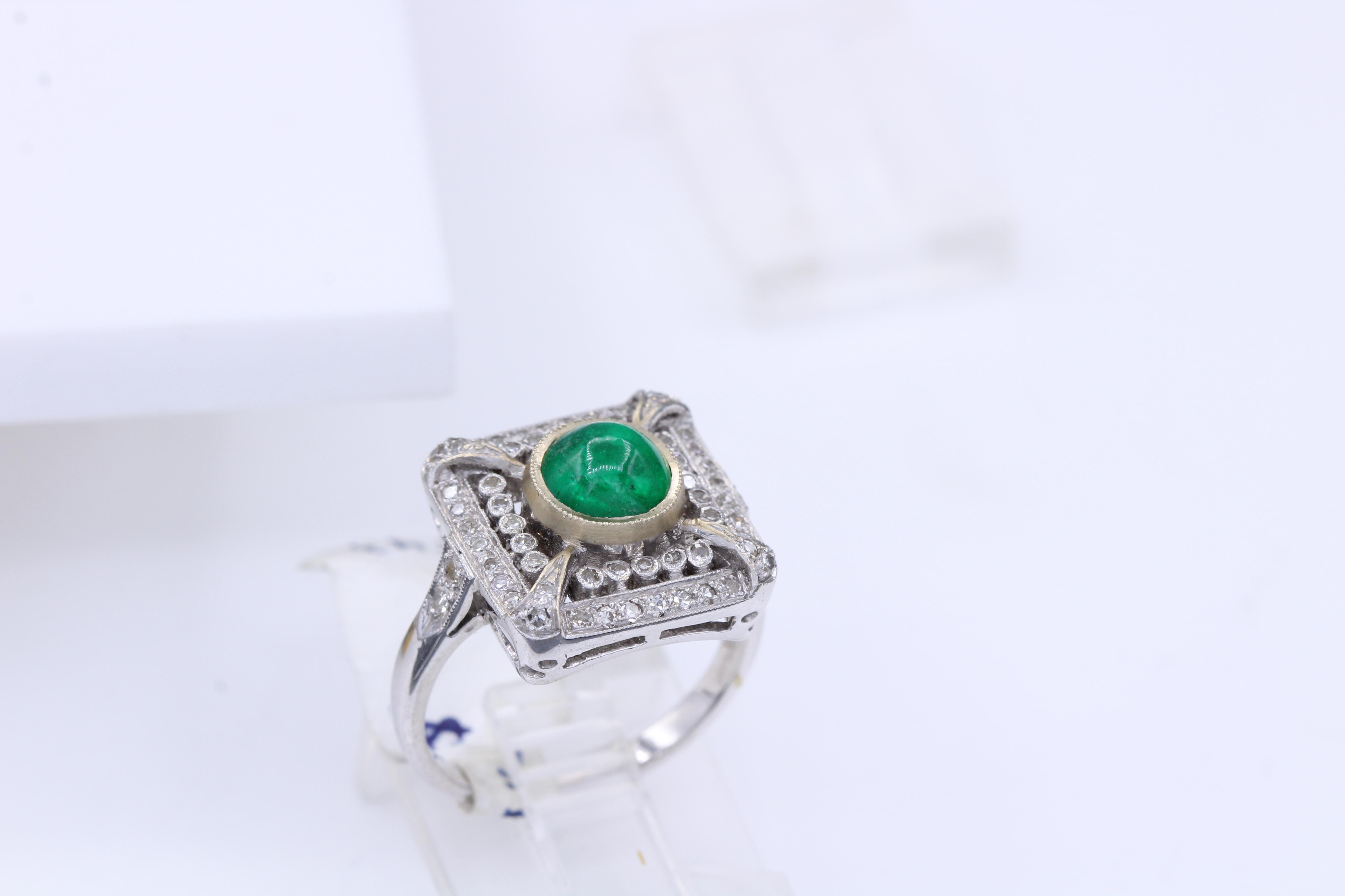 Vintage Emerald 18 Karat White Gold Ring with Diamonds Cabochon Emerald Ring 5