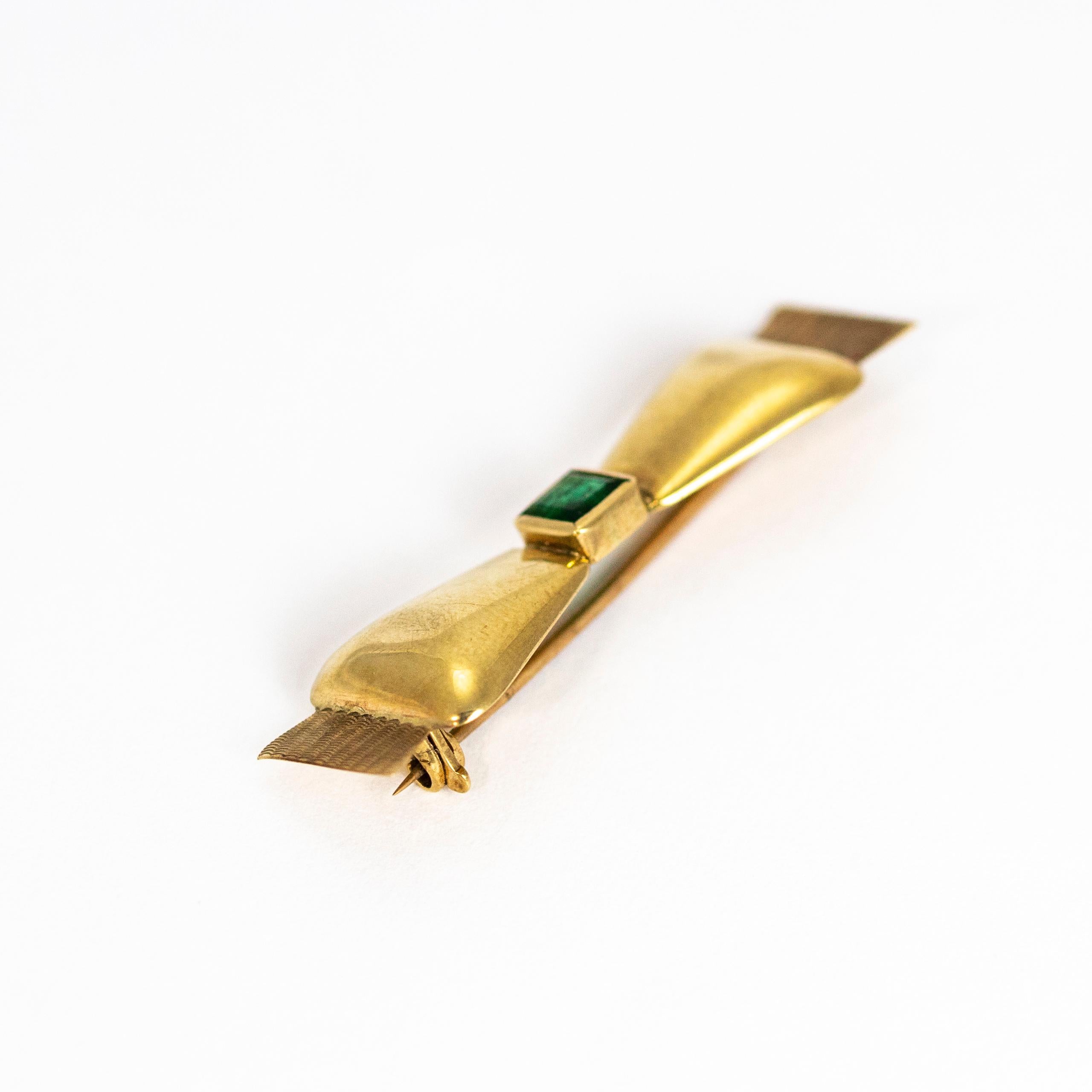 Modern Vintage Emerald 9 Carat Gold Brooch