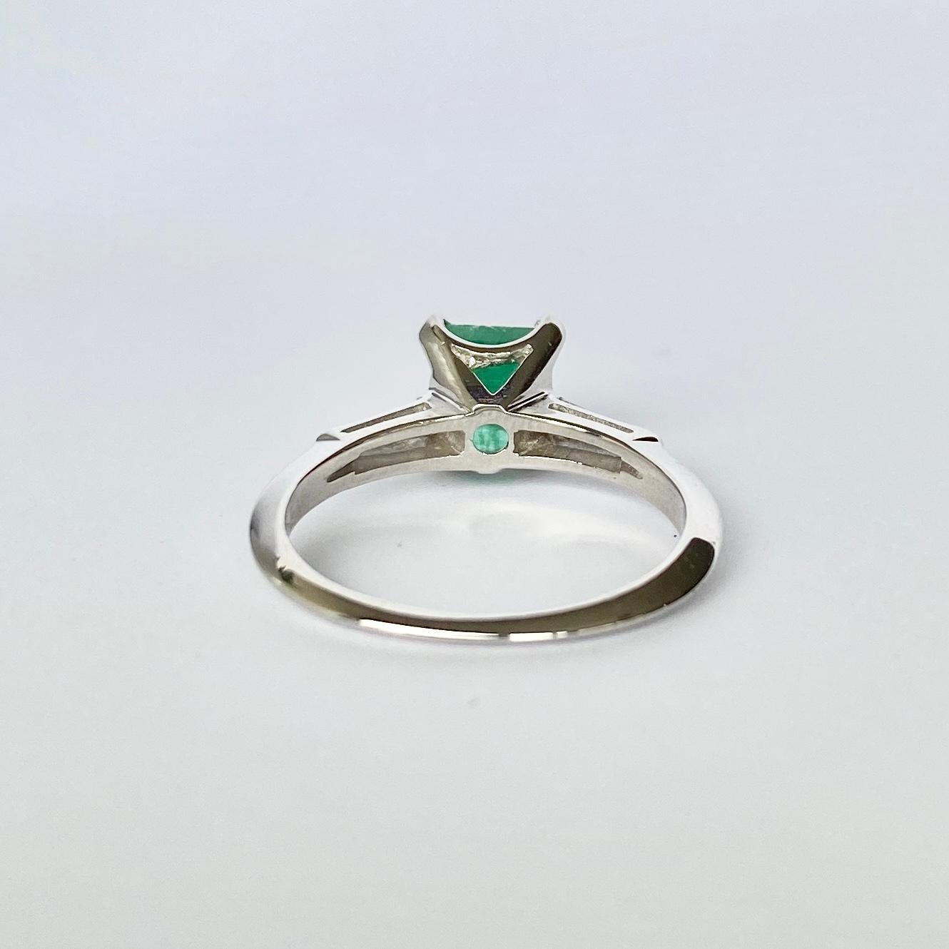 Modern Vintage Emerald and Diamond 14 Carat White Gold Solitaire Ring For Sale