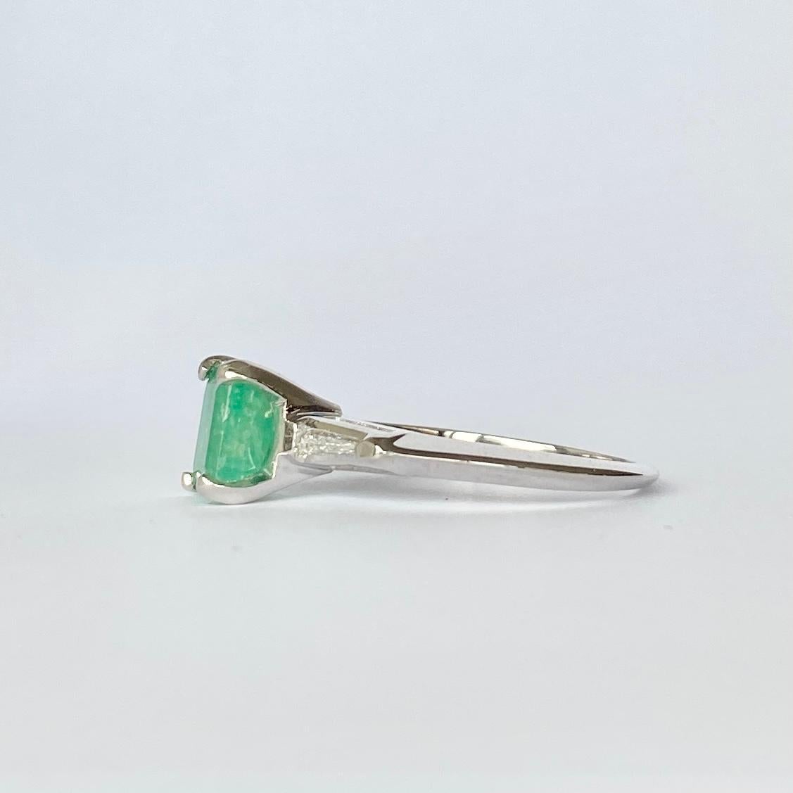 Tapered Baguette Vintage Emerald and Diamond 14 Carat White Gold Solitaire Ring For Sale