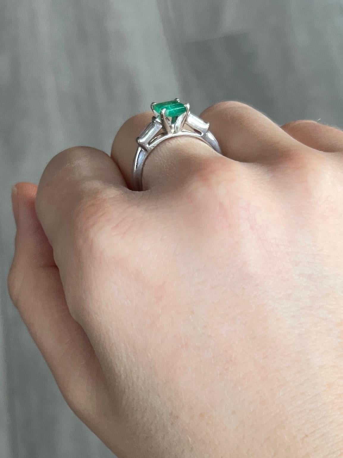 Tapered Baguette Vintage Emerald and Diamond 14 Carat White Gold Solitaire Ring For Sale