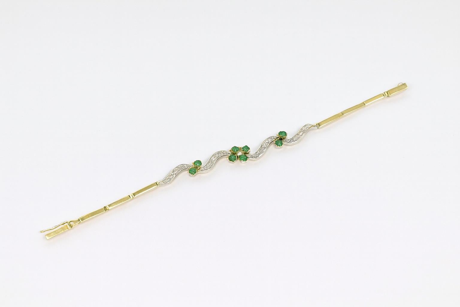 Round Cut Vintage Emerald and Diamond 14K Two-Tone Gold Mid-Century Bracelet For Sale