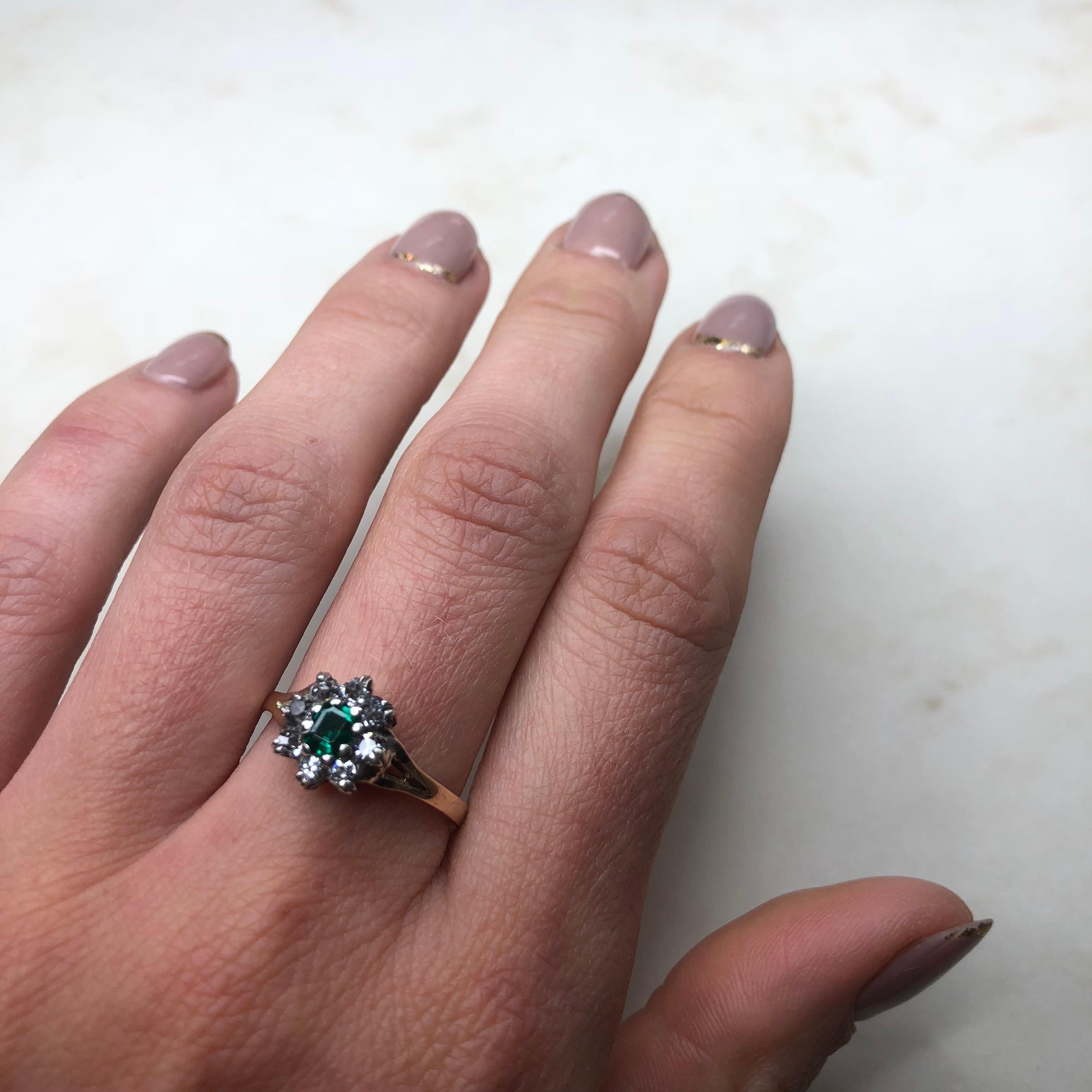 Women's Vintage Emerald and Diamond 18 Carat Gold Cluster