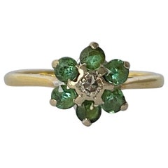 Vintage Emerald and Diamond 18 Carat Gold Daisy Cluster Ring