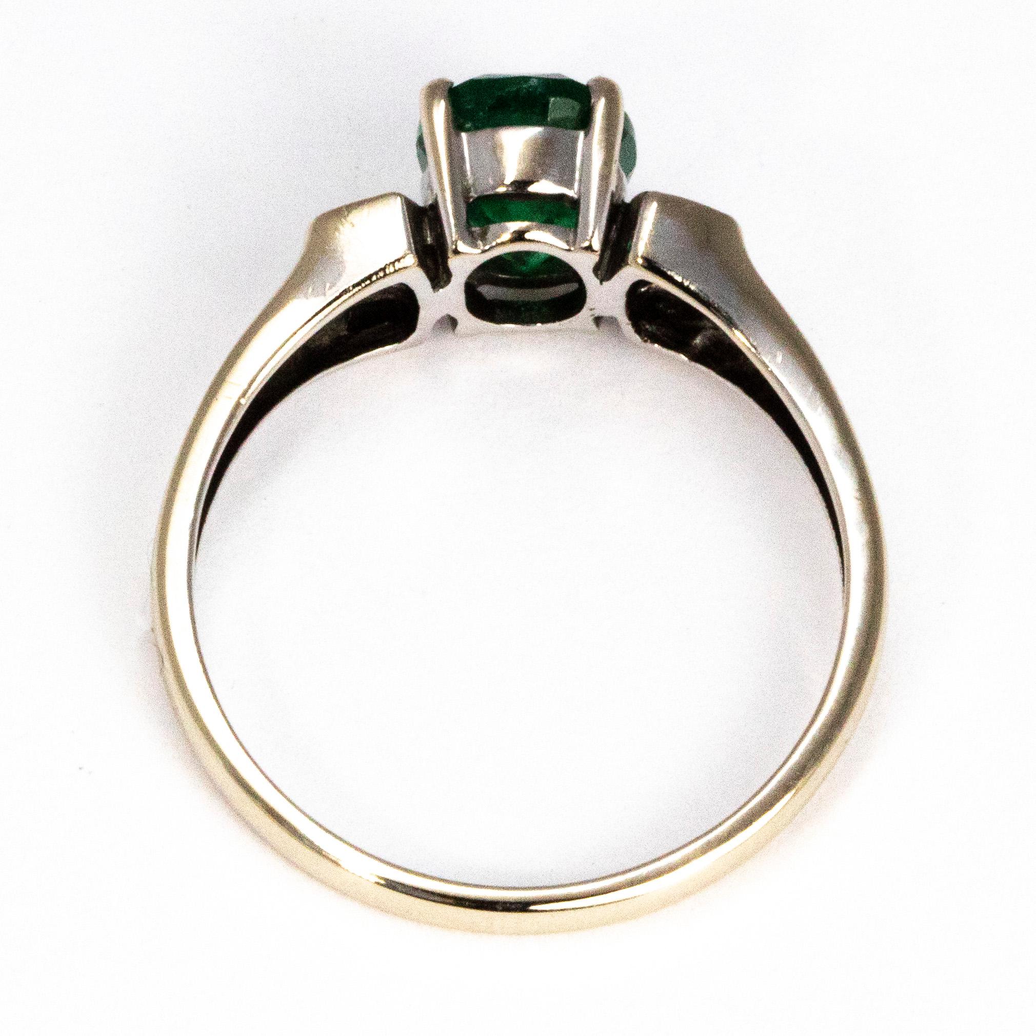 Vintage Emerald and Diamond 18 Carat Gold Ring In Good Condition In Chipping Campden, GB