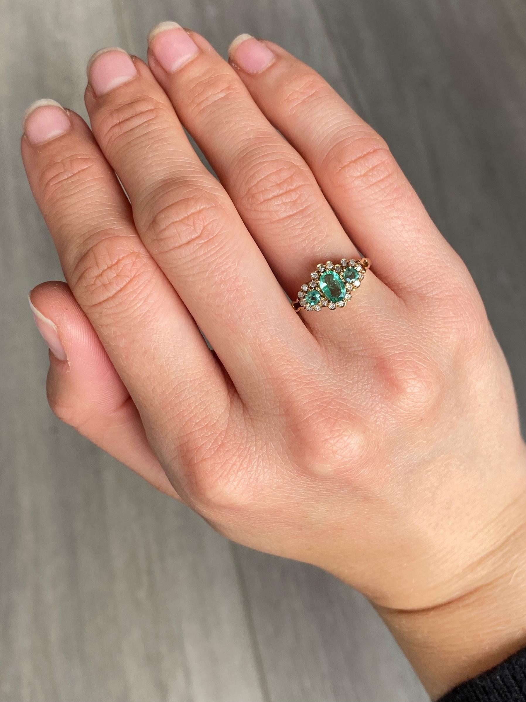 Modern Vintage Emerald and Diamond 9 Carat Gold Triple Cluster Ring For Sale