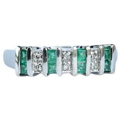 Vintage Smaragd und Diamant 9 Karat Weißgold Band