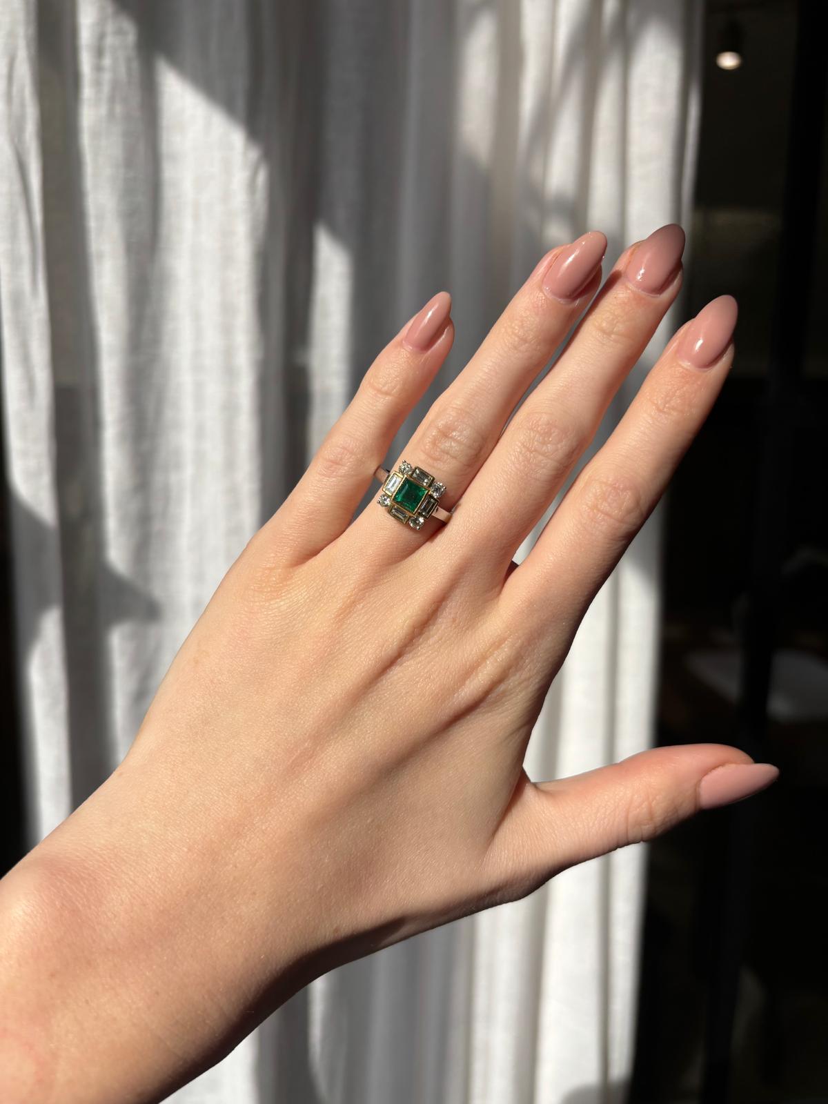 Vintage Emerald and Diamond Alternative Cluster Ring in 18k Yellow and White Gol For Sale 4