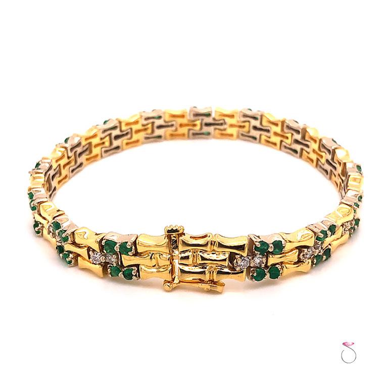 Vintage Emerald and Diamond Bamboo Design Bracelet 18k Yellow Gold In Good Condition For Sale In Honolulu, HI