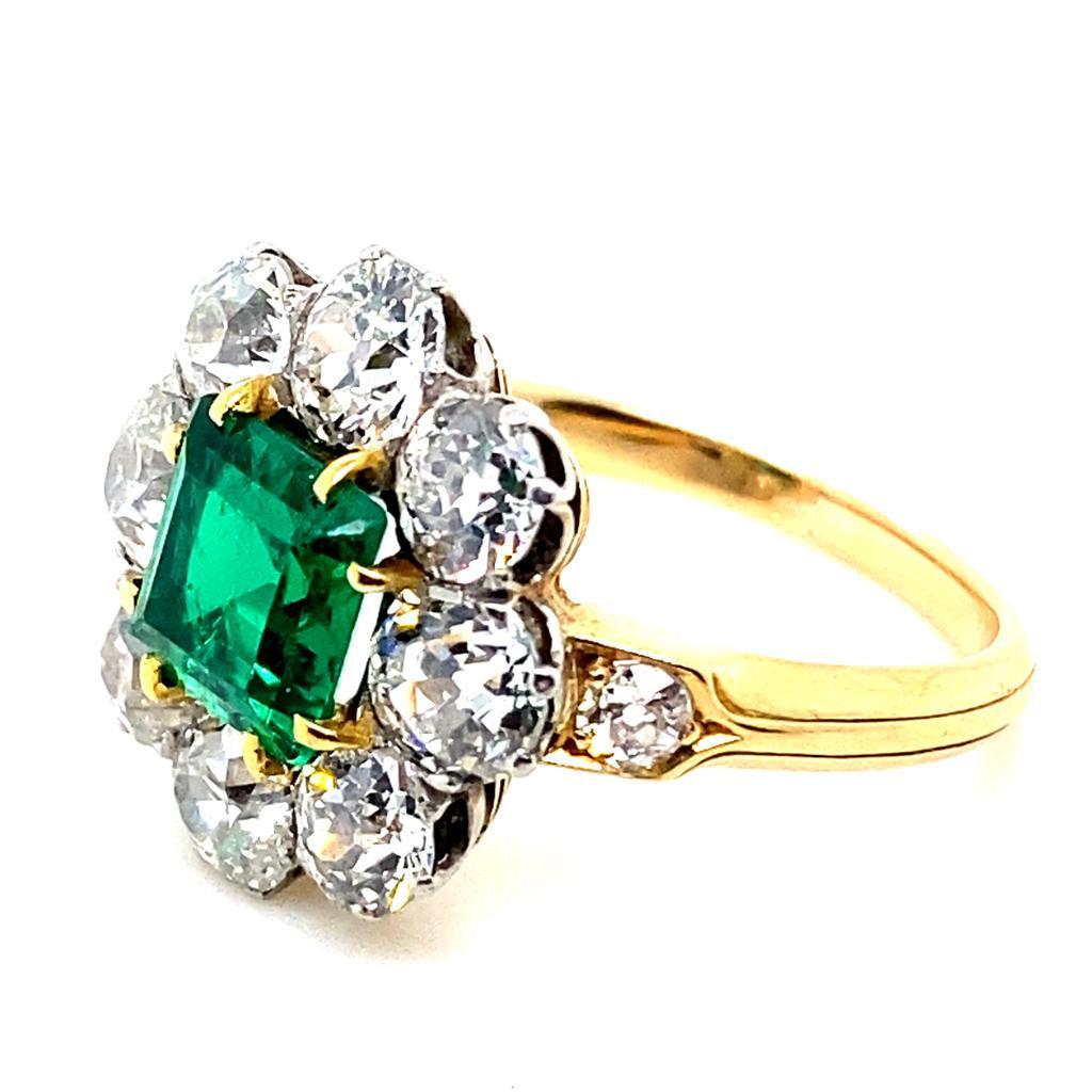 Vintage Emerald and Diamond Cluster 18 Karat Yellow Gold Engagement Ring For Sale 1