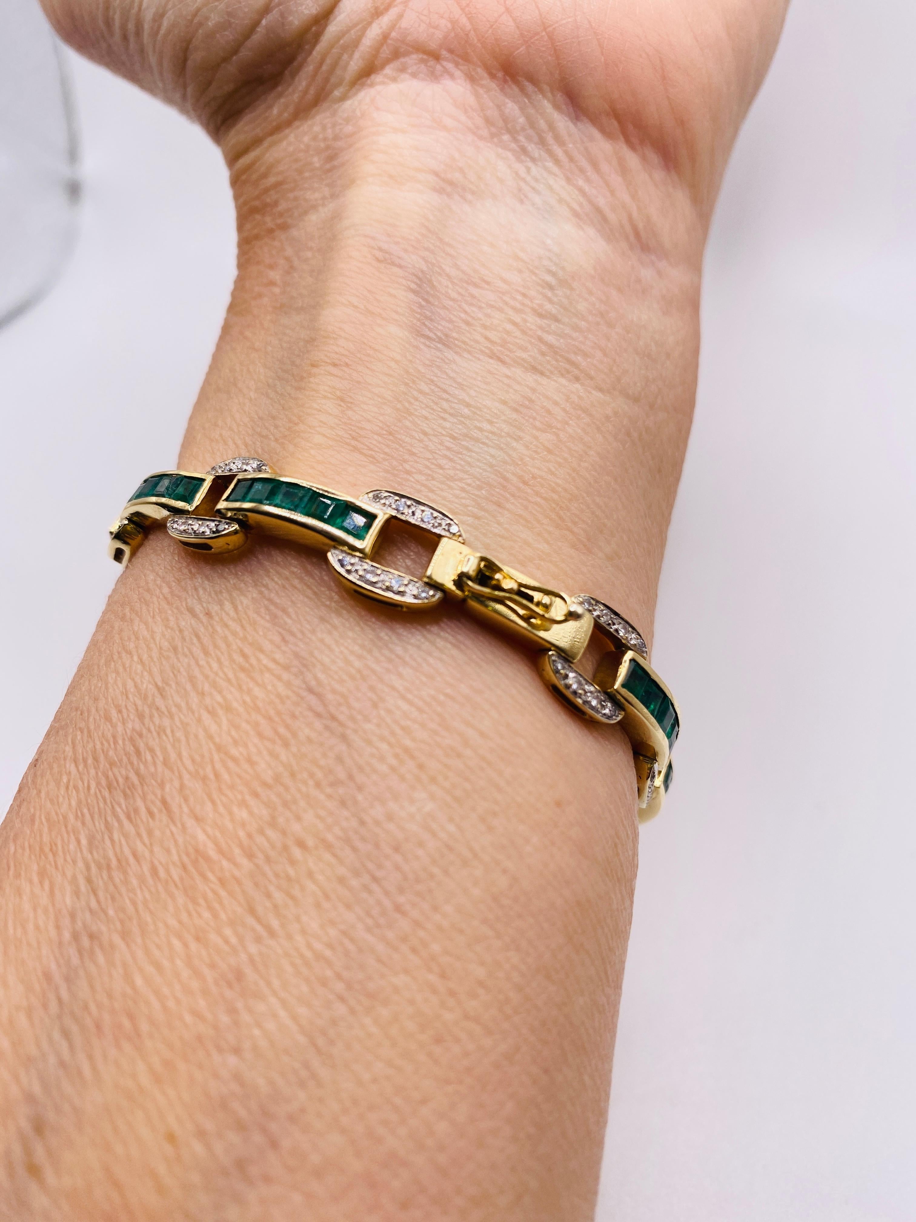 Ausgefallenes Gliederarmband mit Smaragd und Diamant für Damen oder Herren im Angebot
