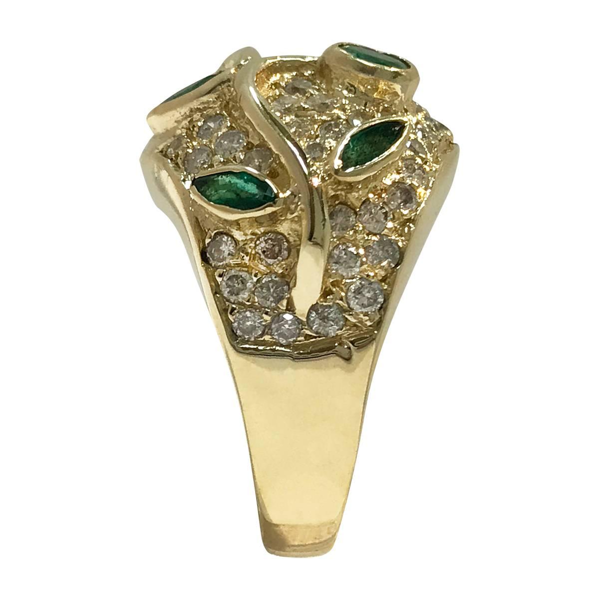 Round Cut Vintage Emerald Diamond Cocktail Ring