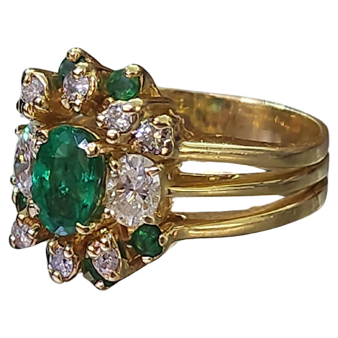 Vintage Smaragd und Diamant Gold Ring im Zustand „Gut“ im Angebot in Cairo, EG