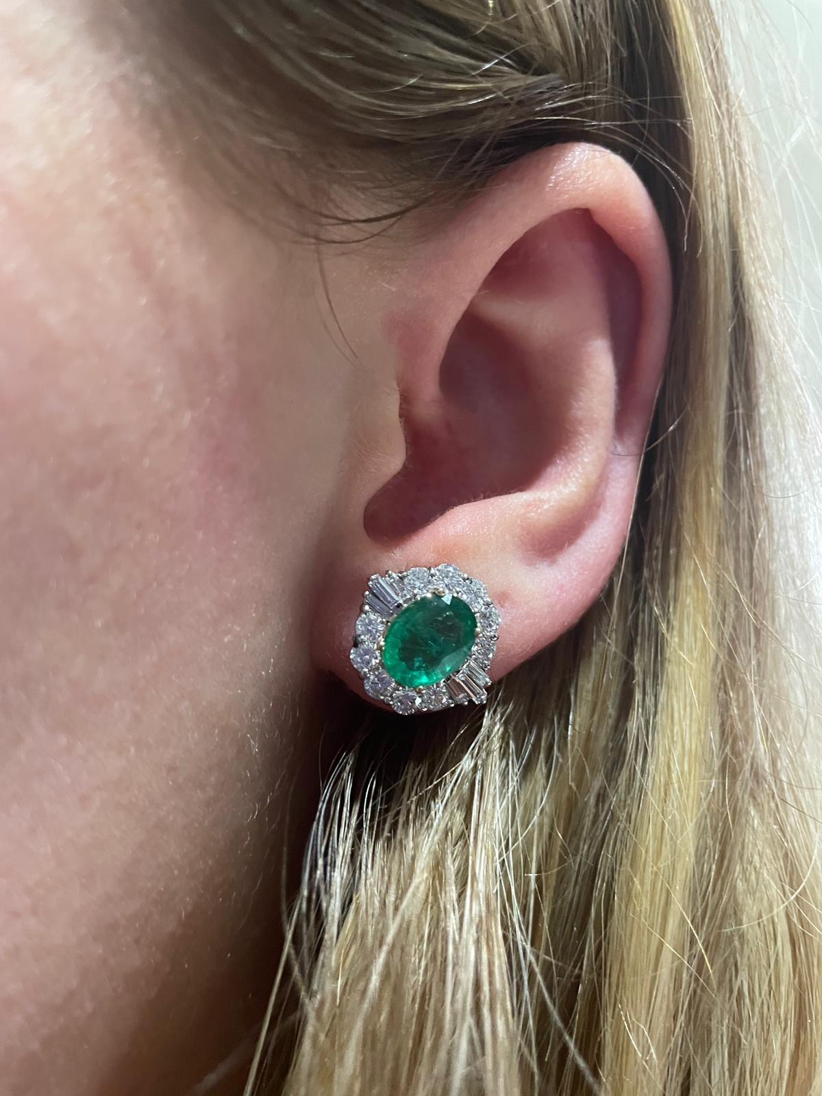 Women's Vintage Emerald and Diamond Platinum Cluster Earrings, Circa 1980 For Sale