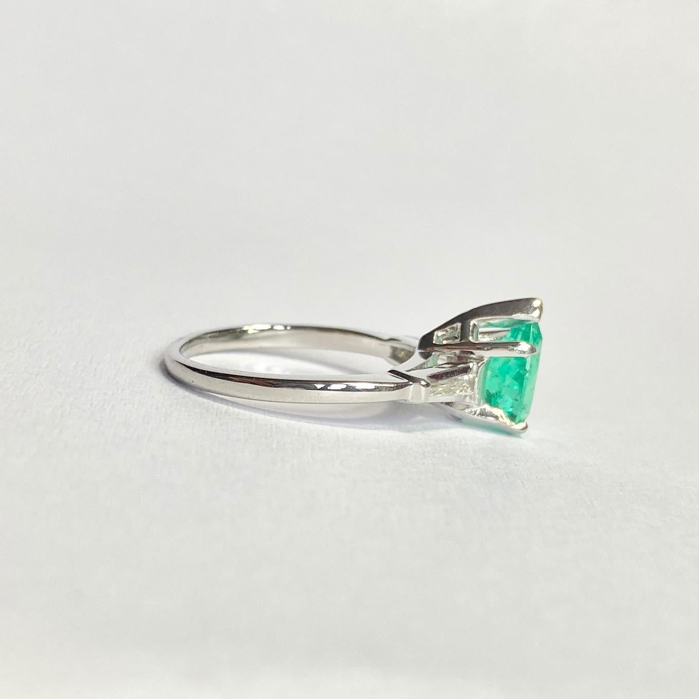 Vintage Emerald and Diamond Platinum Solitaire Ring 1