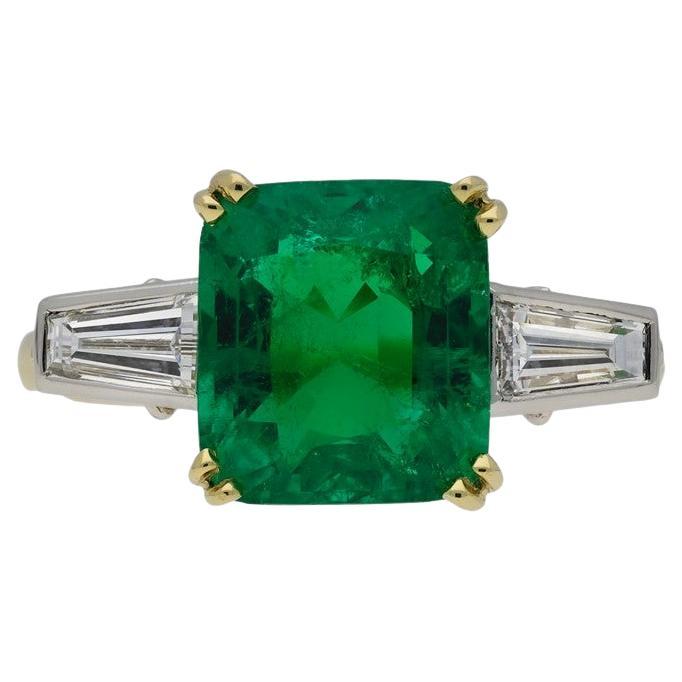 Vintage Emerald and Diamond Ring, English, circa 1950s For Sale