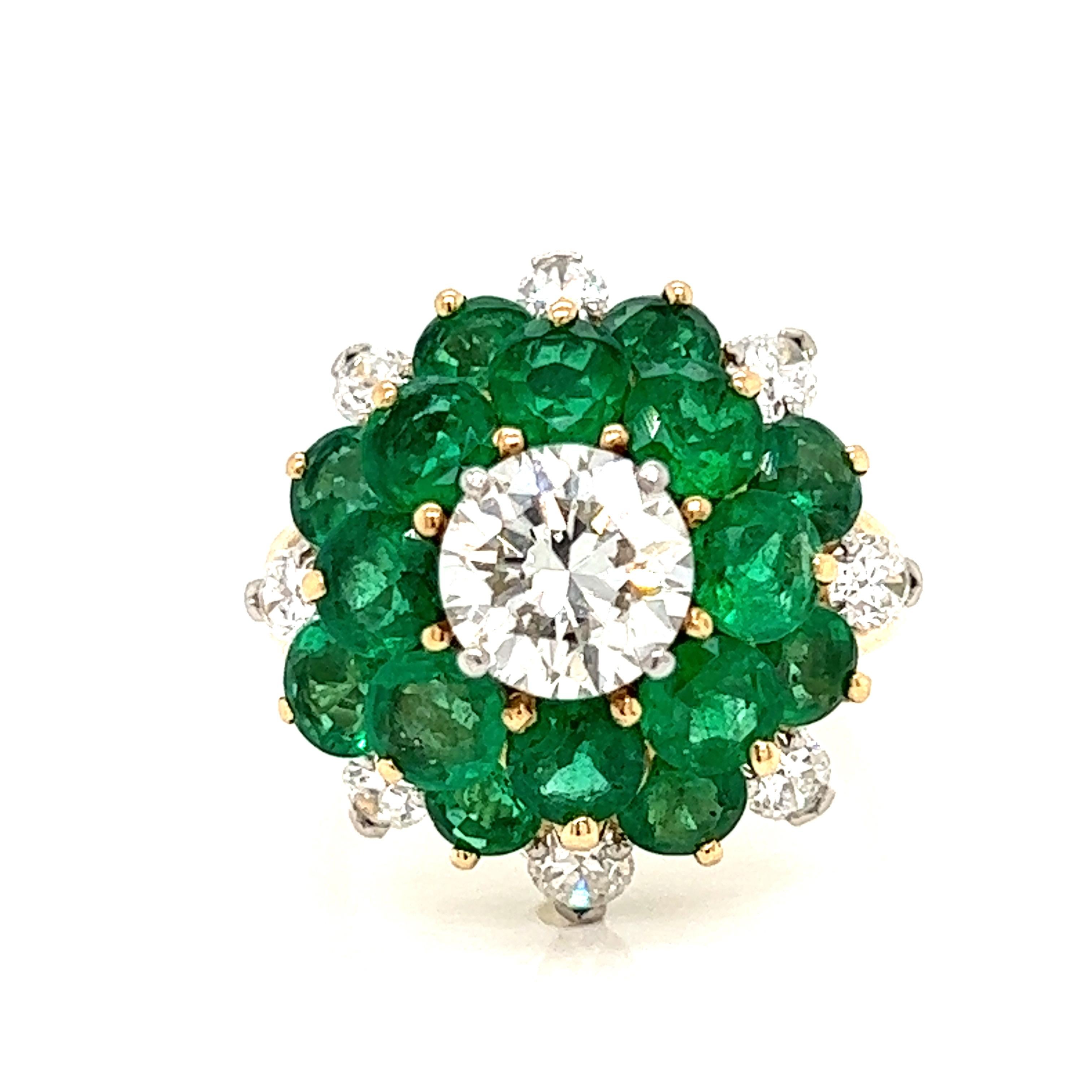 Vintage Emerald and Diamond Ring  In Good Condition For Sale In Derby, NY