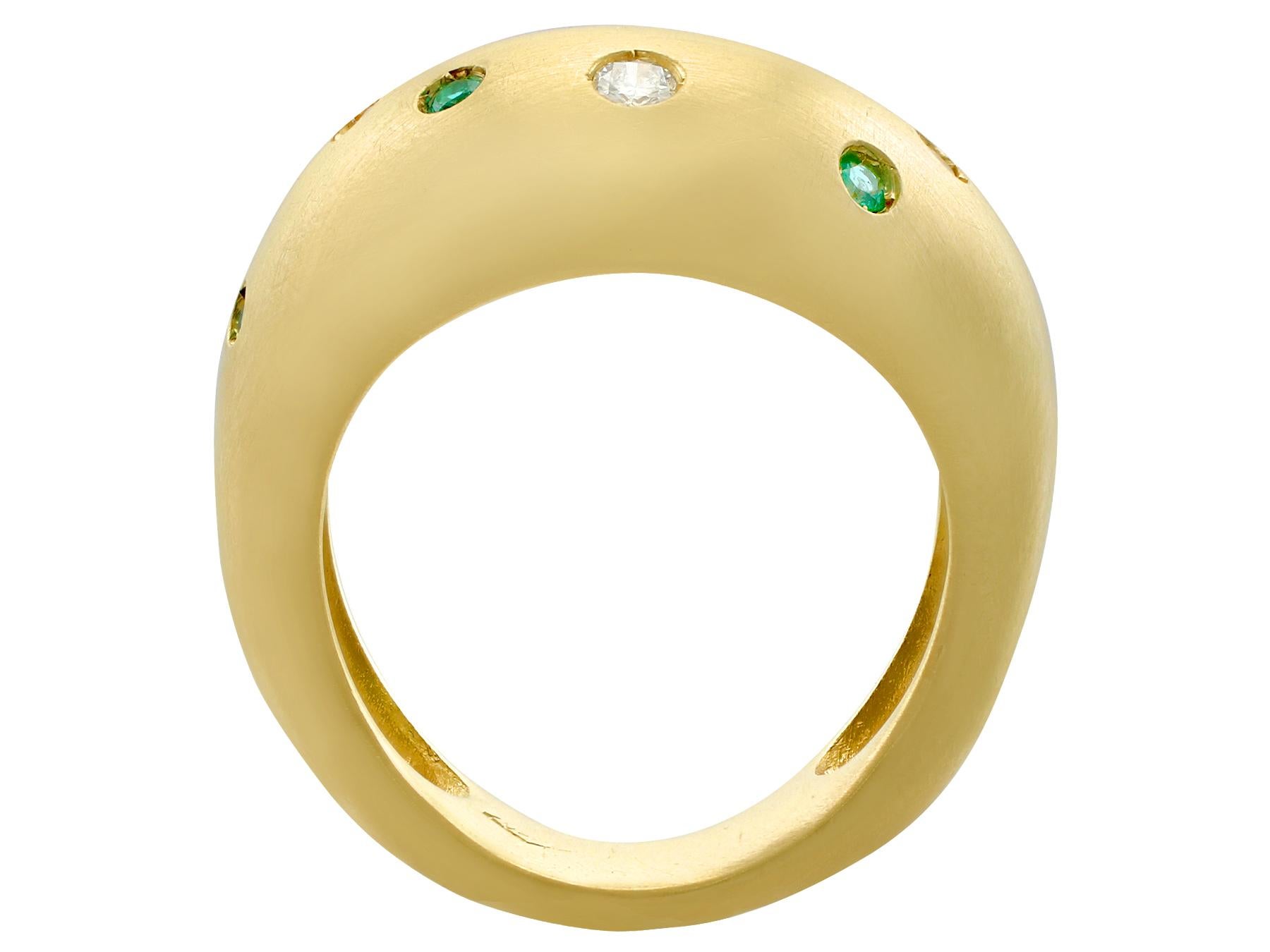Round Cut Vintage Emerald and Diamond Yellow Gold Cocktail Ring For Sale