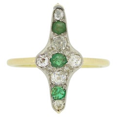 Anillo Vintage de Esmeralda y Diamante talla antigua