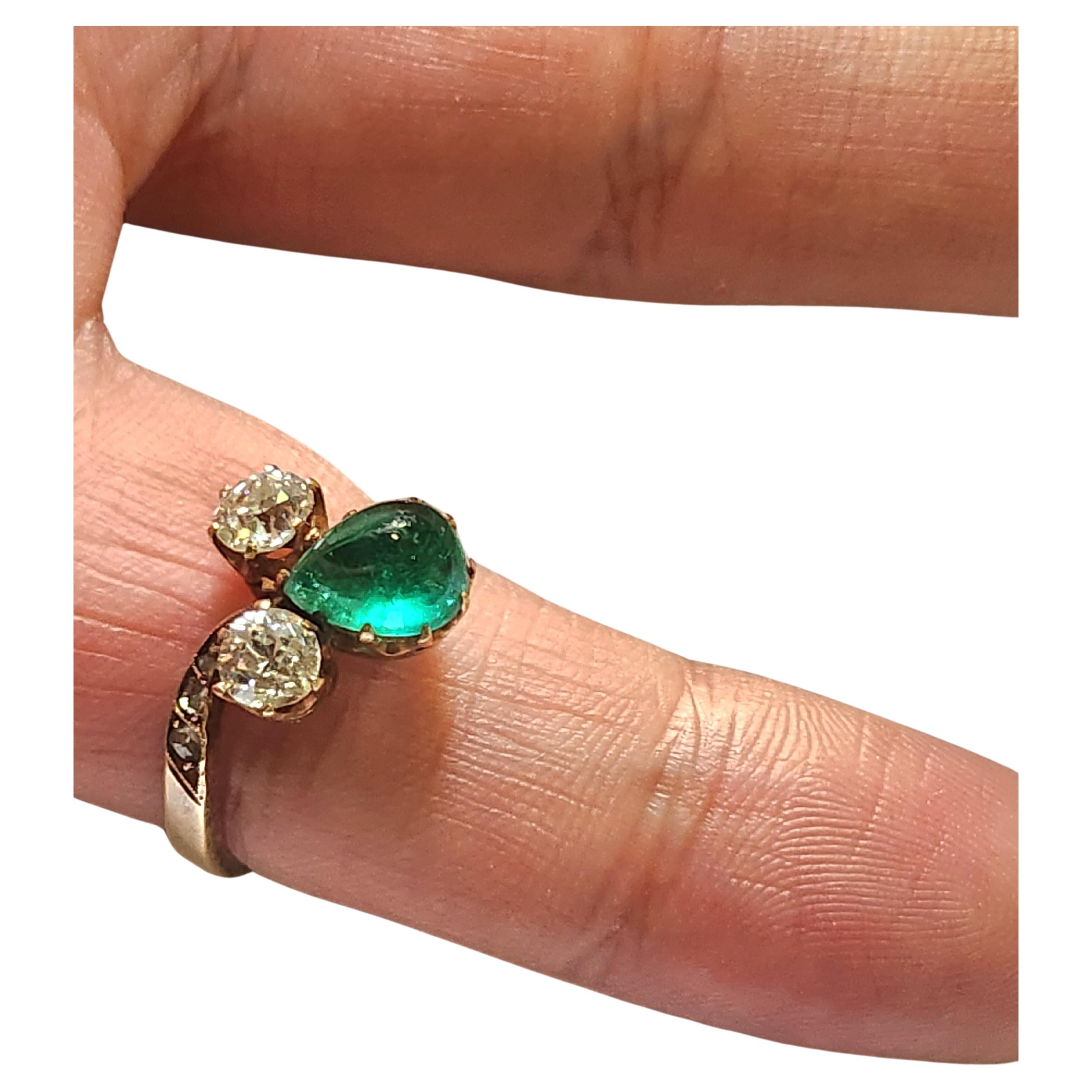 Vintage Emerald And Old Mine Cut Diamond Gold Ring For Sale 1