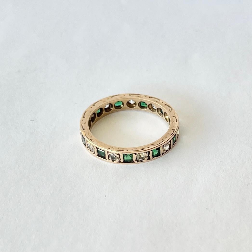Vintage Emerald and White Sapphire 9 Carat Gold Eternity Band In Good Condition For Sale In Chipping Campden, GB