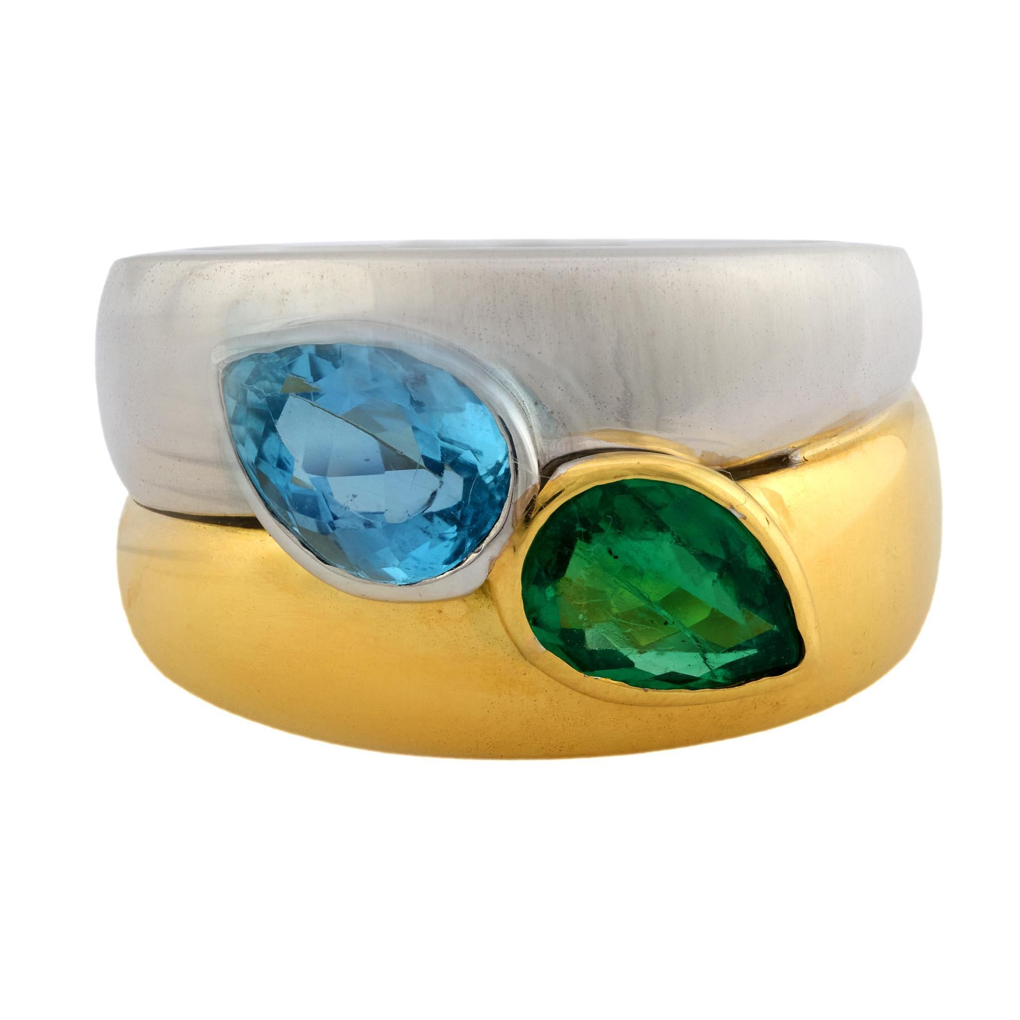 Bague de cocktail vintage à double anneau en or jaune et blanc 18k avec émeraude et aigue-marine Bon état - En vente à Beverly Hills, CA
