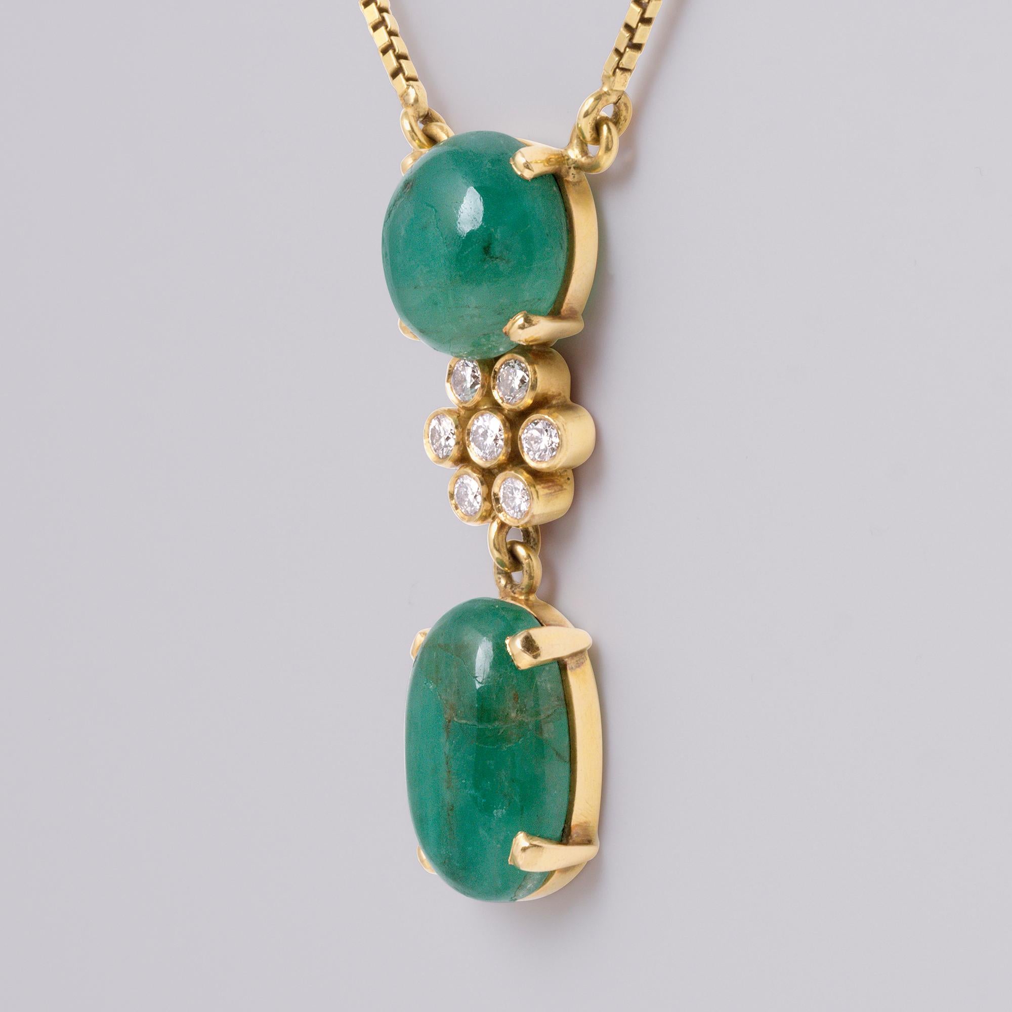 Vintage Emerald Cabochon & Diamond Dangle Necklace 18K Gold Box Chain In Good Condition For Sale In Los Angeles, CA