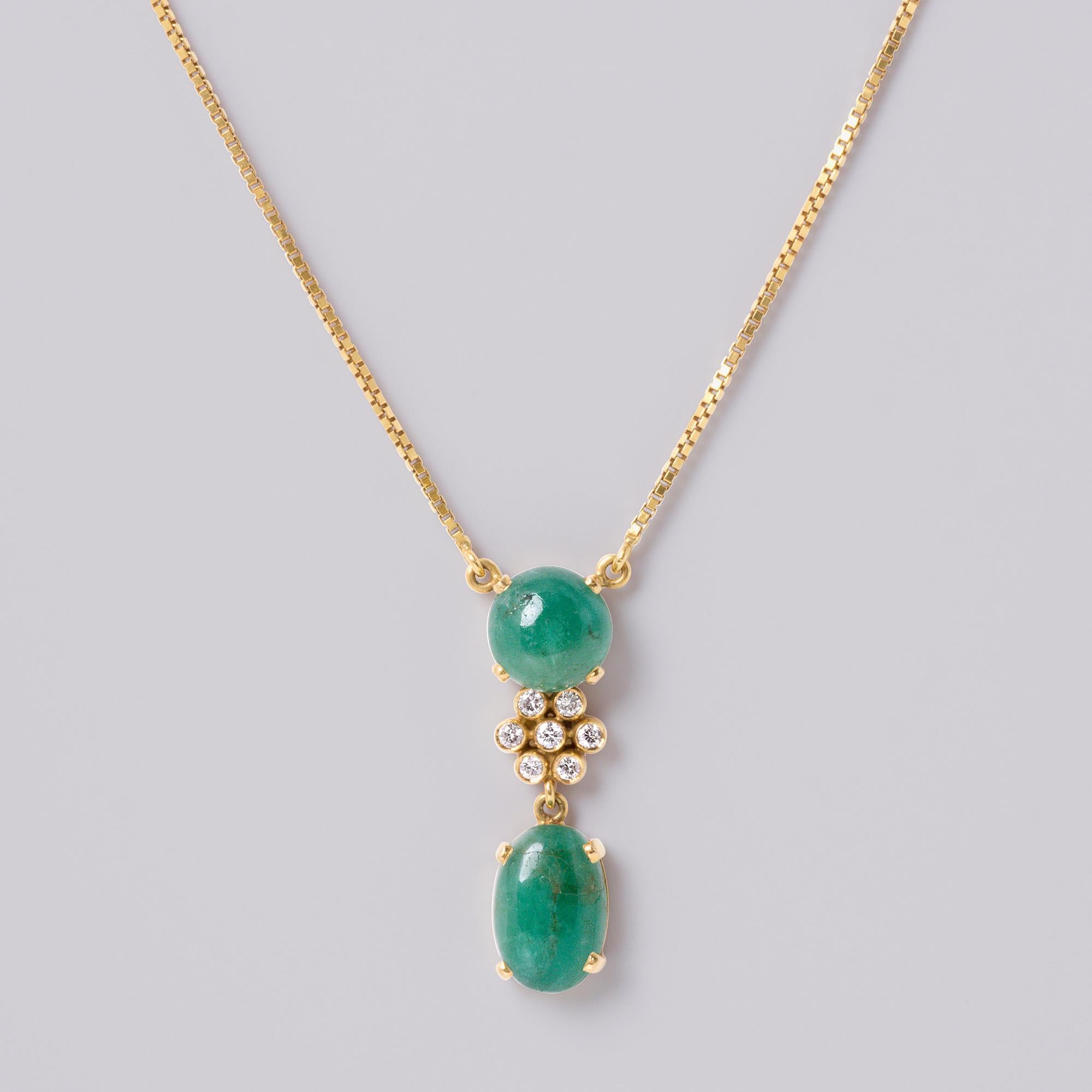 Emerald Elegance – Your New Statement Piece
Drape yourself in timeless luxury with this beautiful, bold, and chic emerald and diamond necklace.
Features:

9.50 carats of natural emerald cabochon cut gemstones – vibrant, lush, and full of