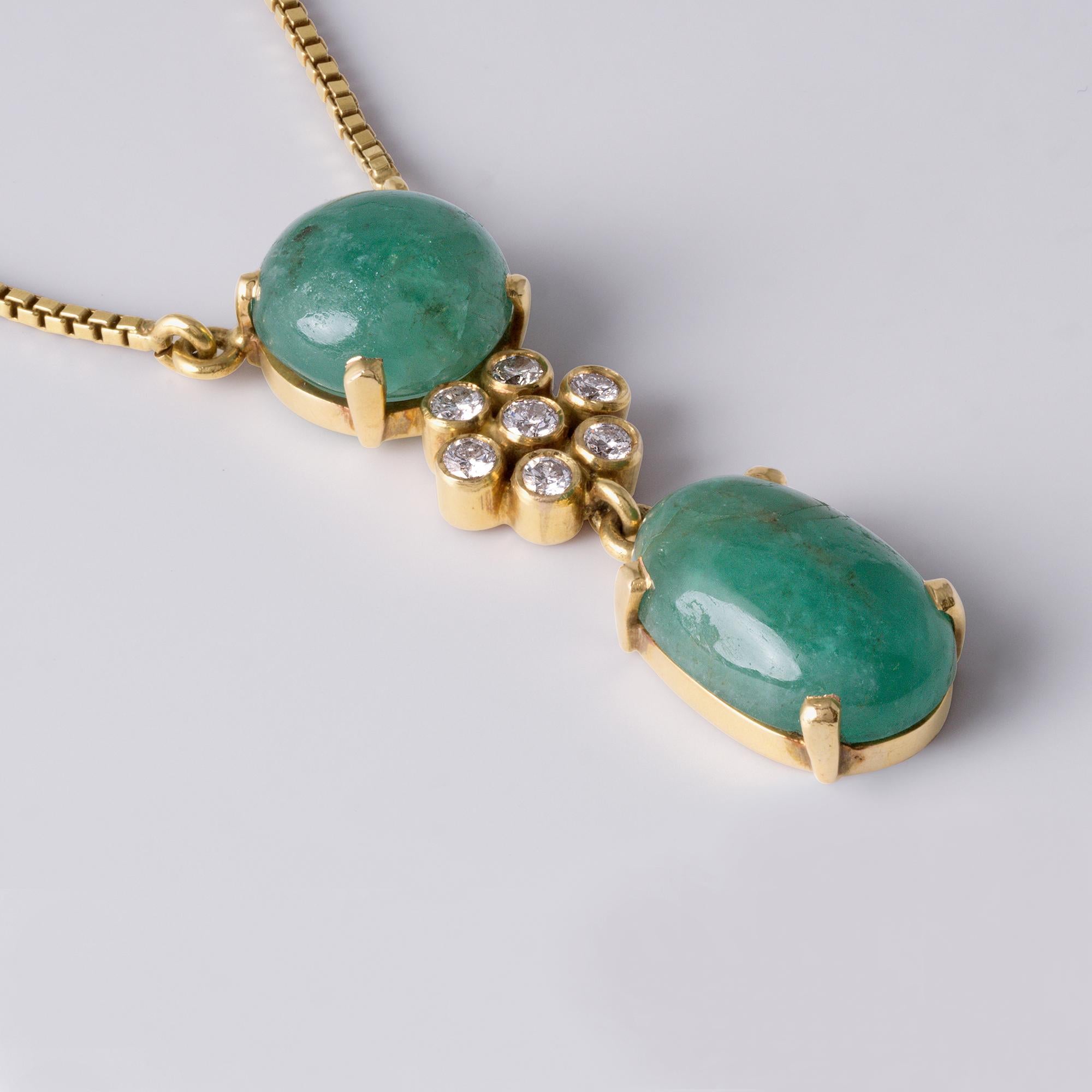 Modern Vintage Emerald Cabochon & Diamond Dangle Necklace 18K Gold Box Chain For Sale