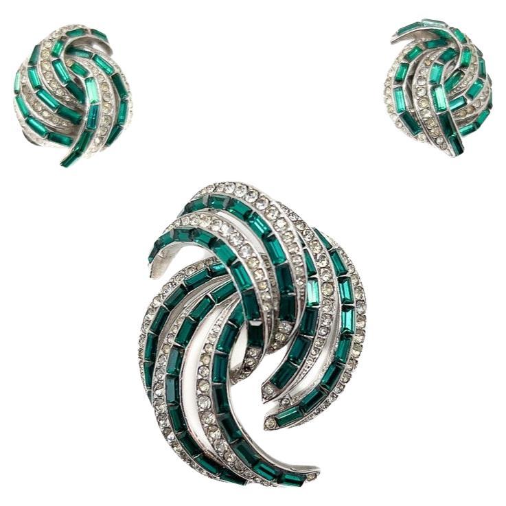 Vintage Emerald Crystal Brooch & Earring Set 1950s For Sale