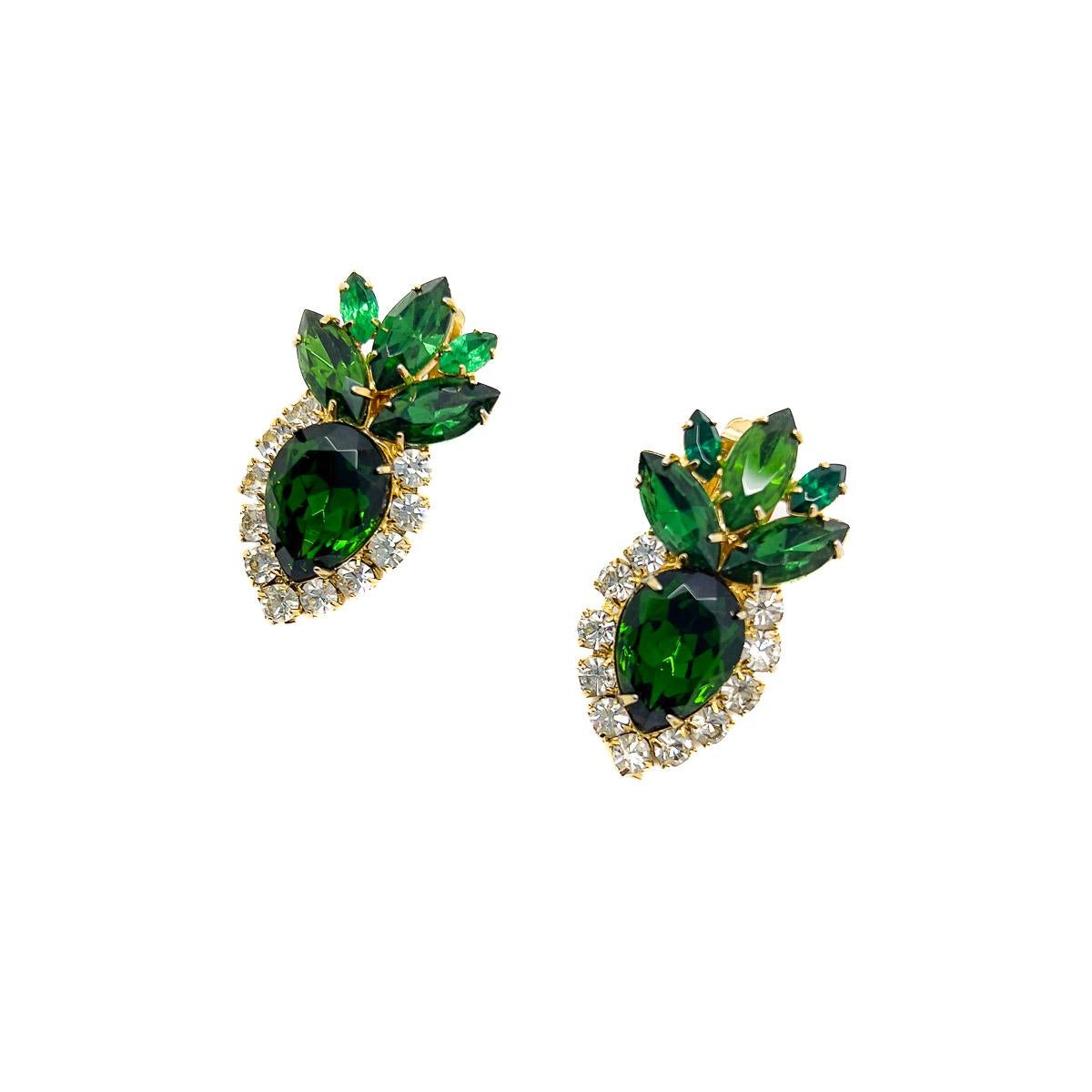 Vintage Emerald Crystal Plume Earrings 1950s In Good Condition For Sale In Wilmslow, GB