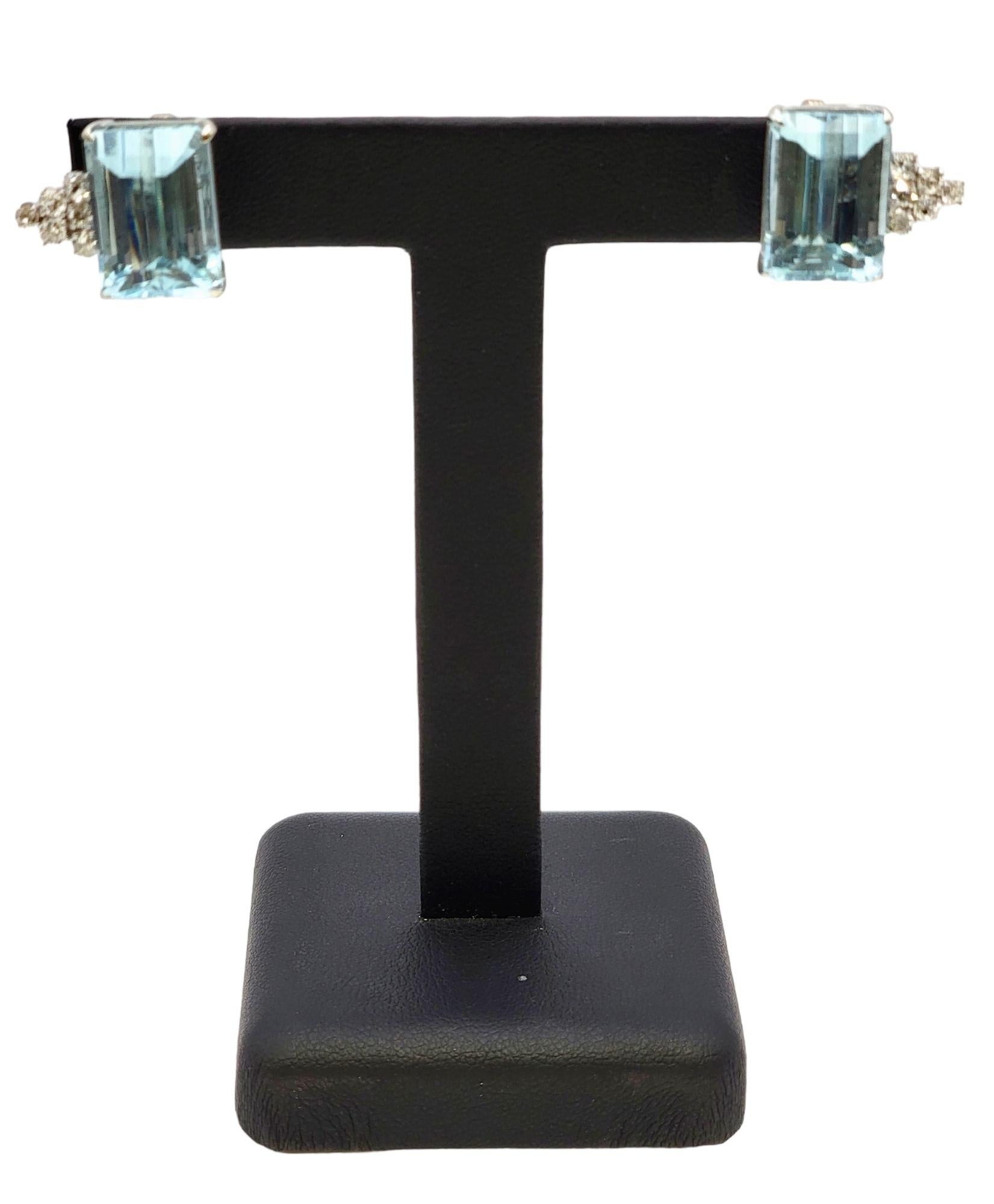 Vintage Emerald Cut Aquamarine and Diamond White Gold Clip-On Earrings For Sale 7