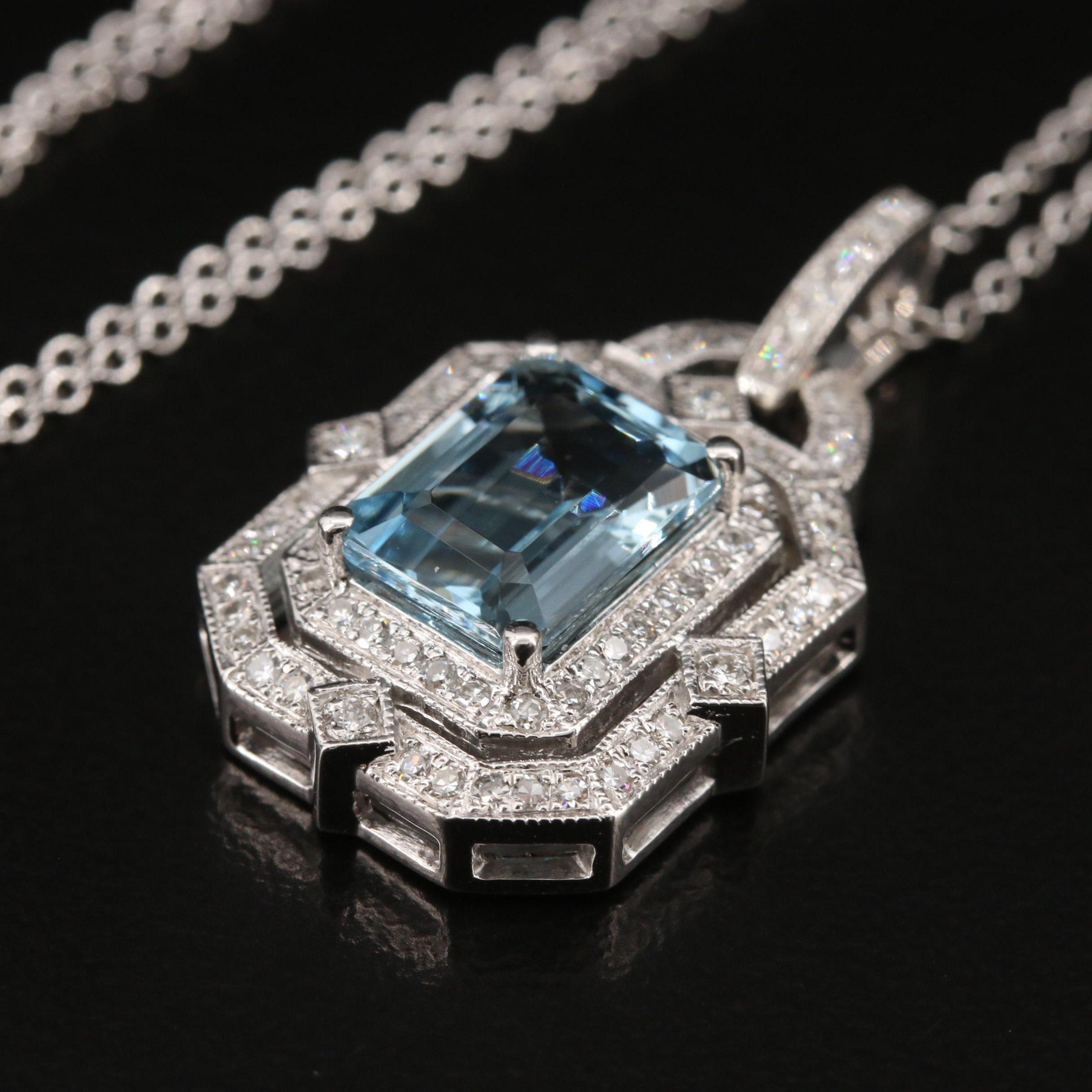 Vintage Emerald Cut Aquamarin Diamanten Anhänger Halskette Damen im Angebot