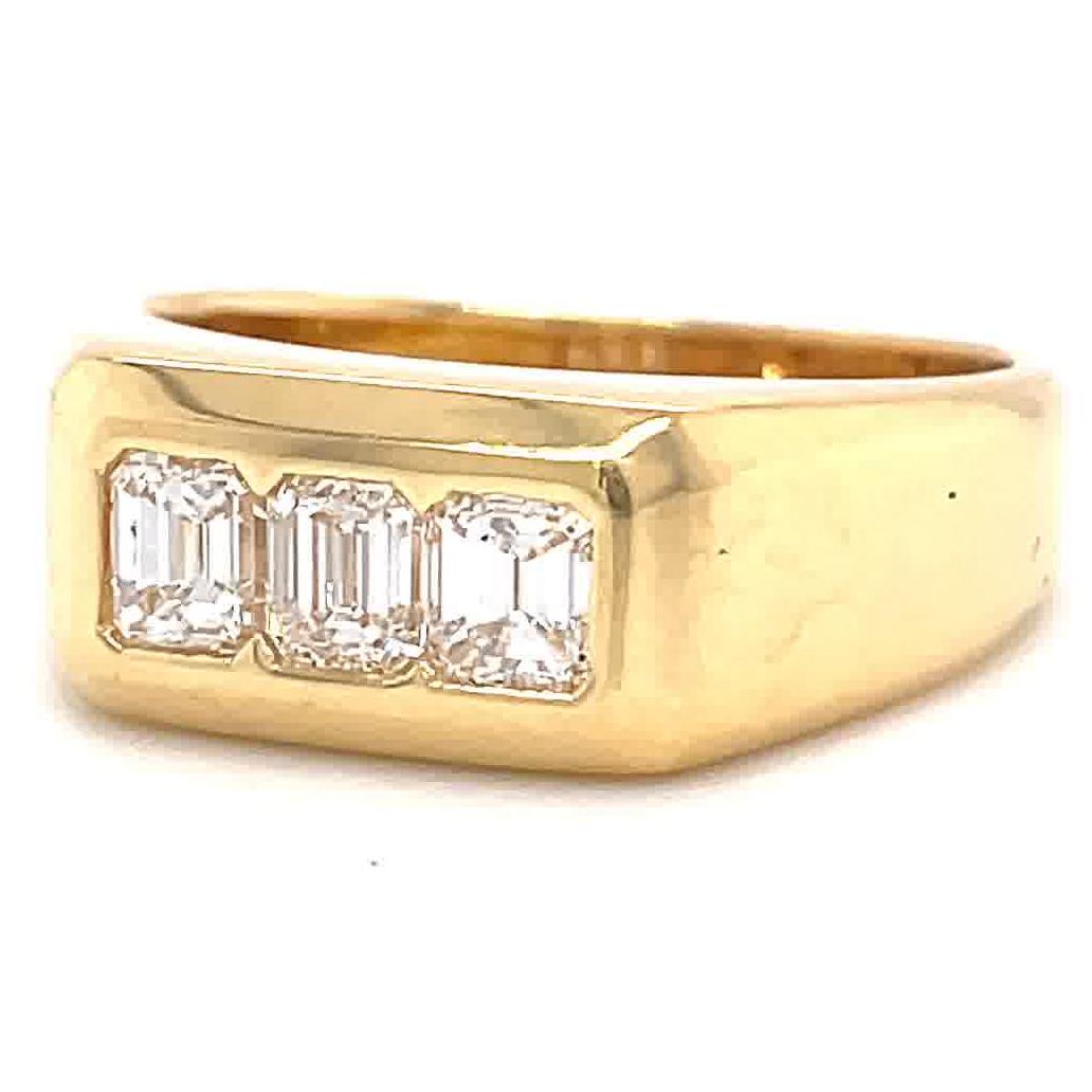 Women's Vintage Emerald Cut Diamond 18 Karat Gold Ring