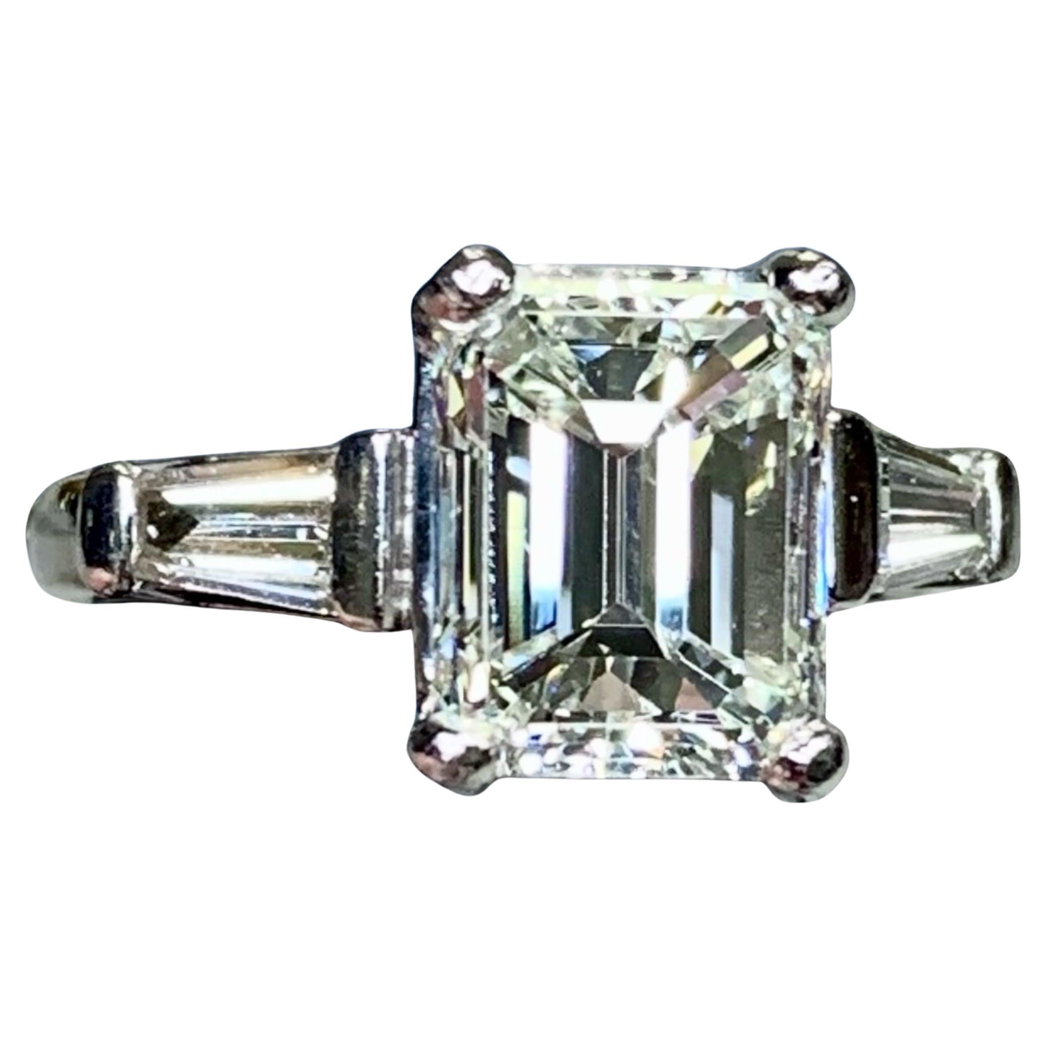 Vintage Emerald Cut Diamond Platinum 3 Stone Engagement Ring 3.64ct J Si1 GIA For Sale