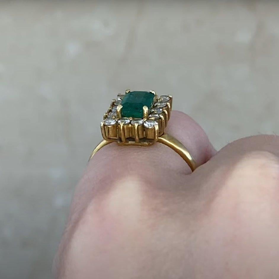Smeraldo d'epoca con diamante a raggiera (circa 0,80 carati), giallo  Oro In condizioni ottime in vendita a New York, NY