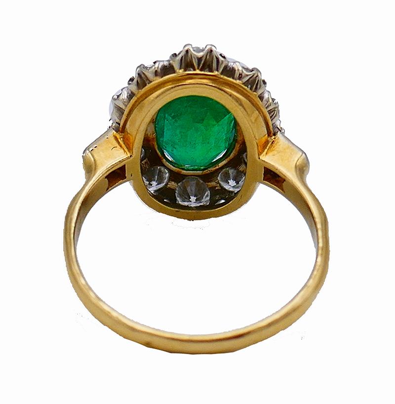 Women's Vintage Emerald Diamond 14k Gold Ring For Sale